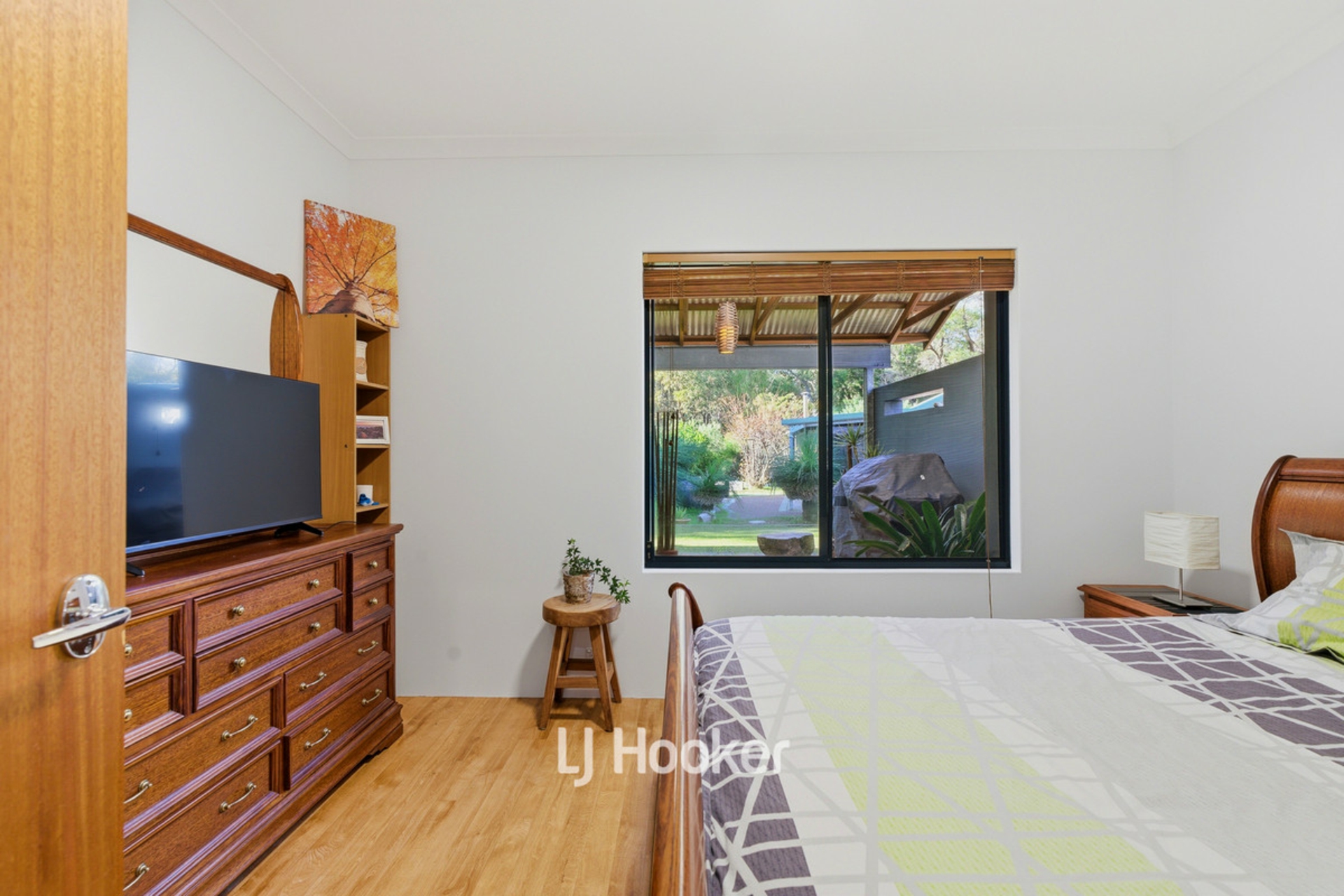 14 Schooner Crescent — photo 19 of 30