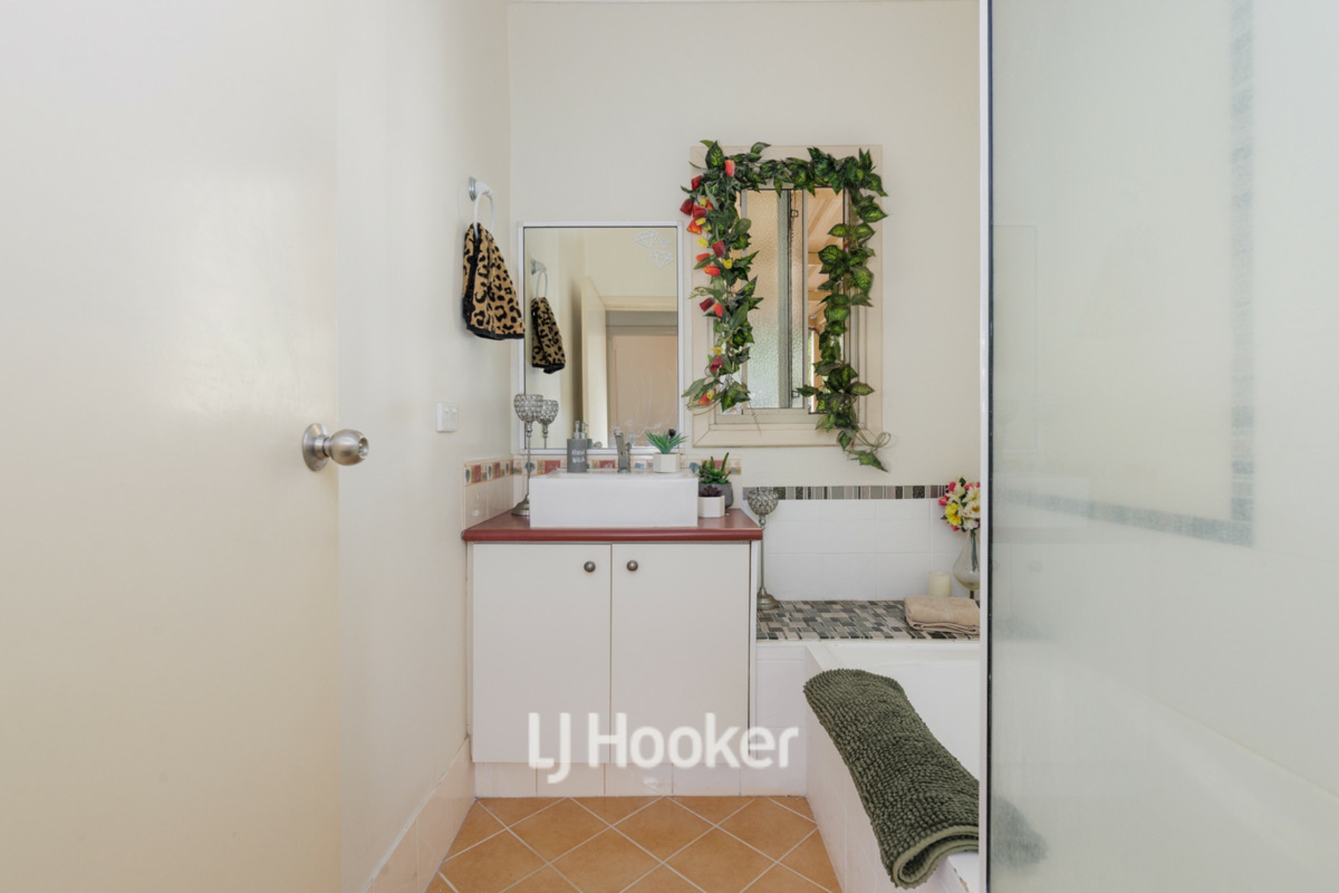 52 Balgore Way — photo 10 of 17