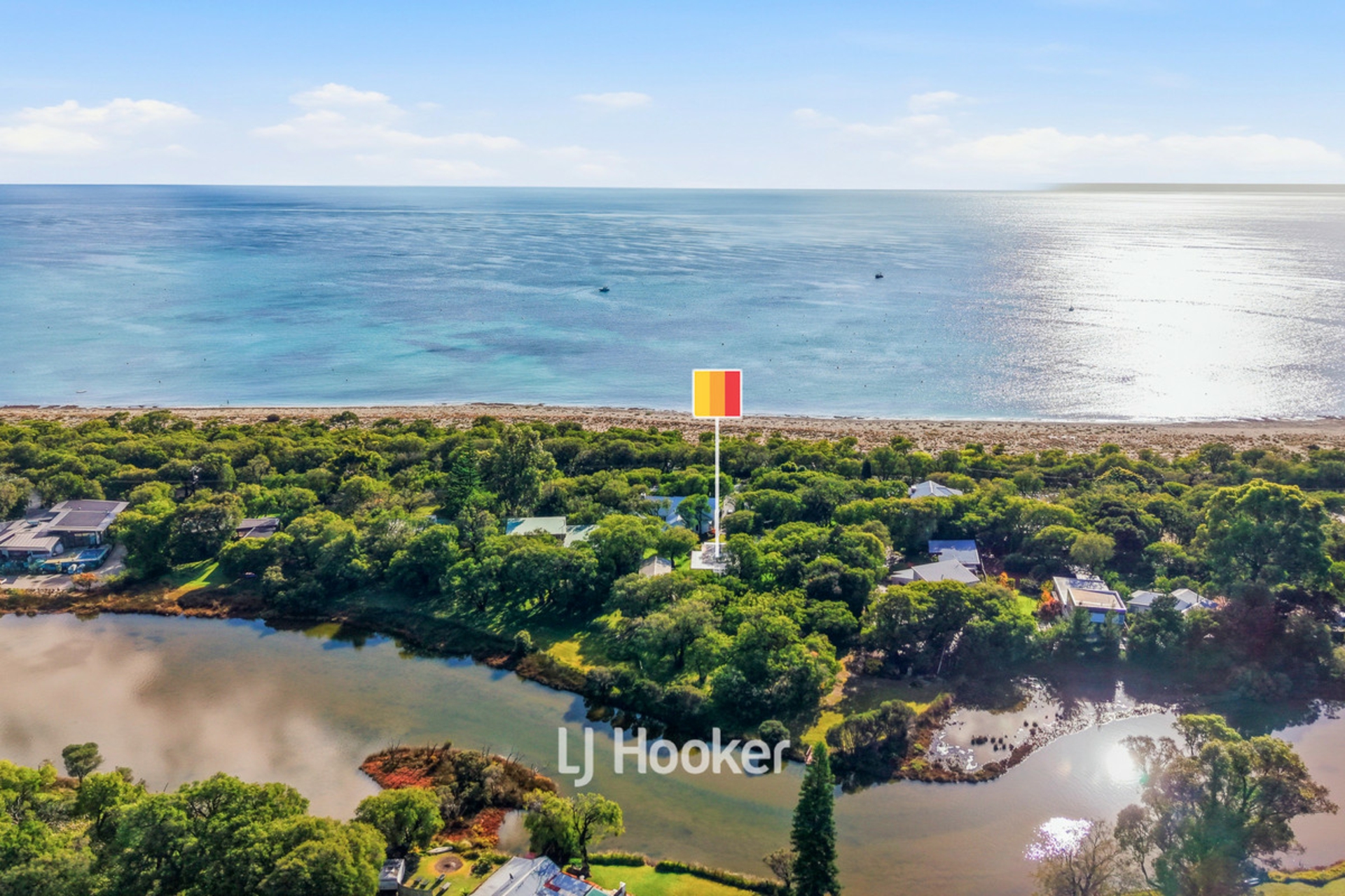 266 Geographe Bay Road — photo 3 of 27