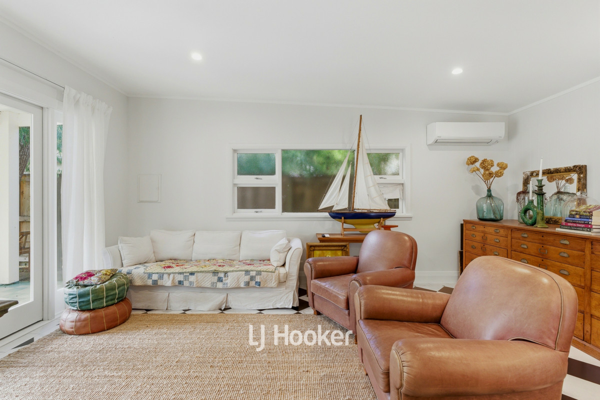 266 Geographe Bay Road — photo 9 of 27