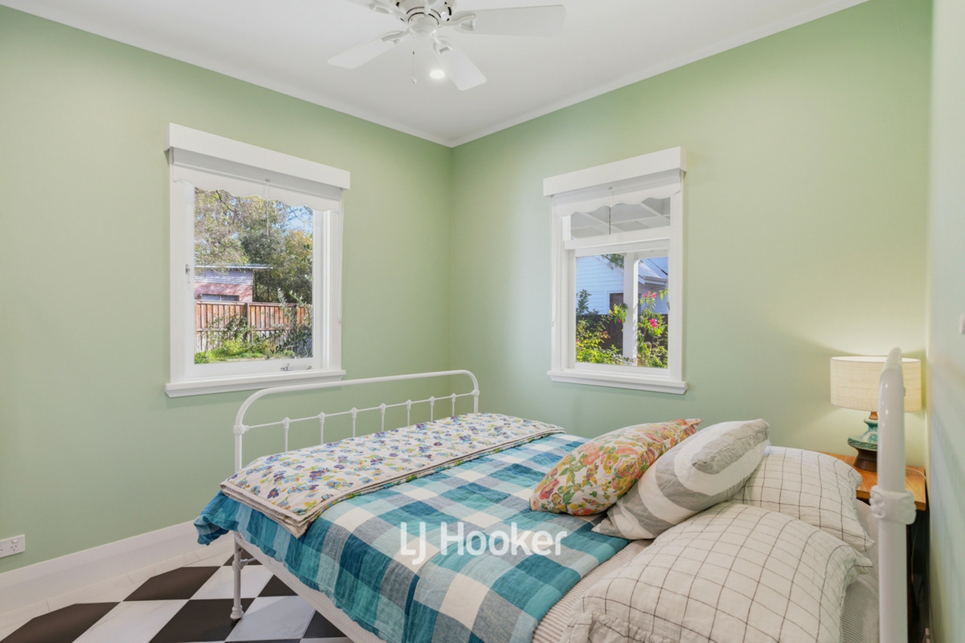 266 Geographe Bay Road — photo 15 of 27