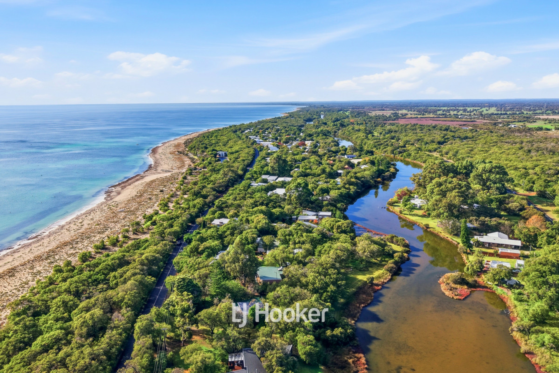 266 Geographe Bay Road — photo 25 of 27
