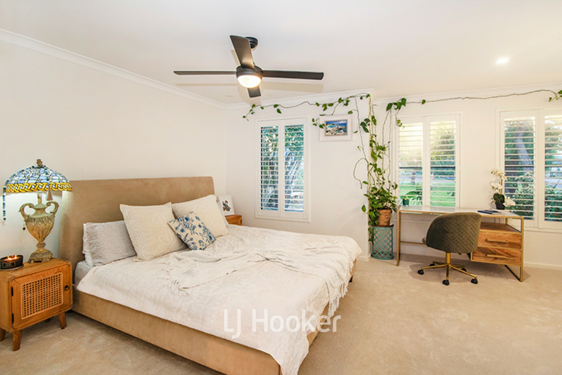 32 The Enclave — photo 14 of 25