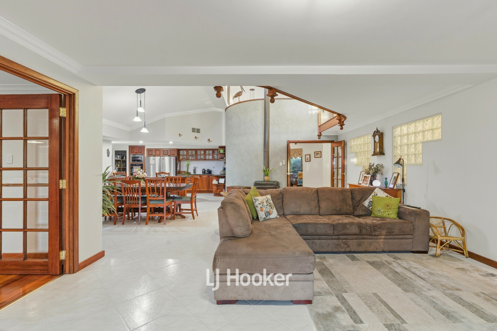 9 Carpenter Terrace — photo 5 of 30