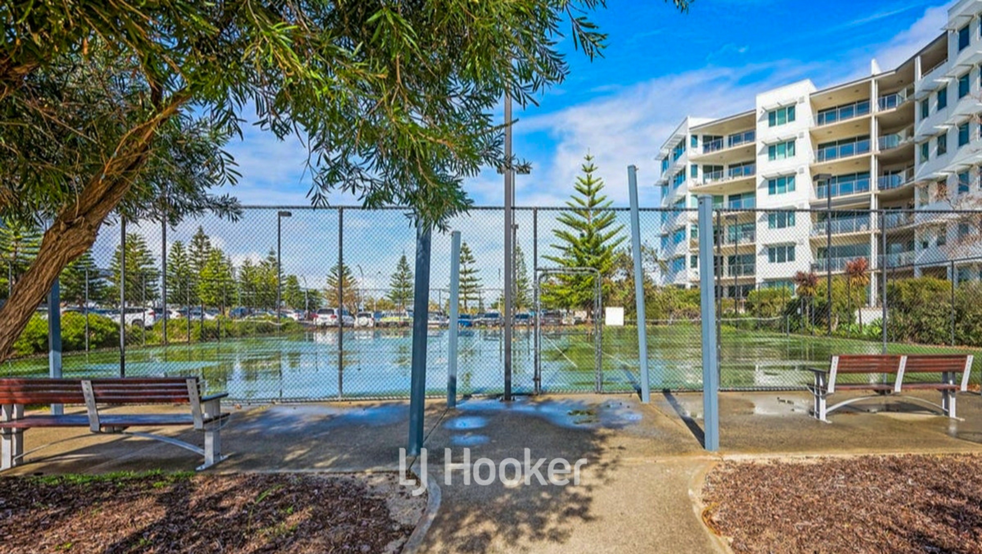 19/11-19 Casuarina Drive — photo 18 of 18