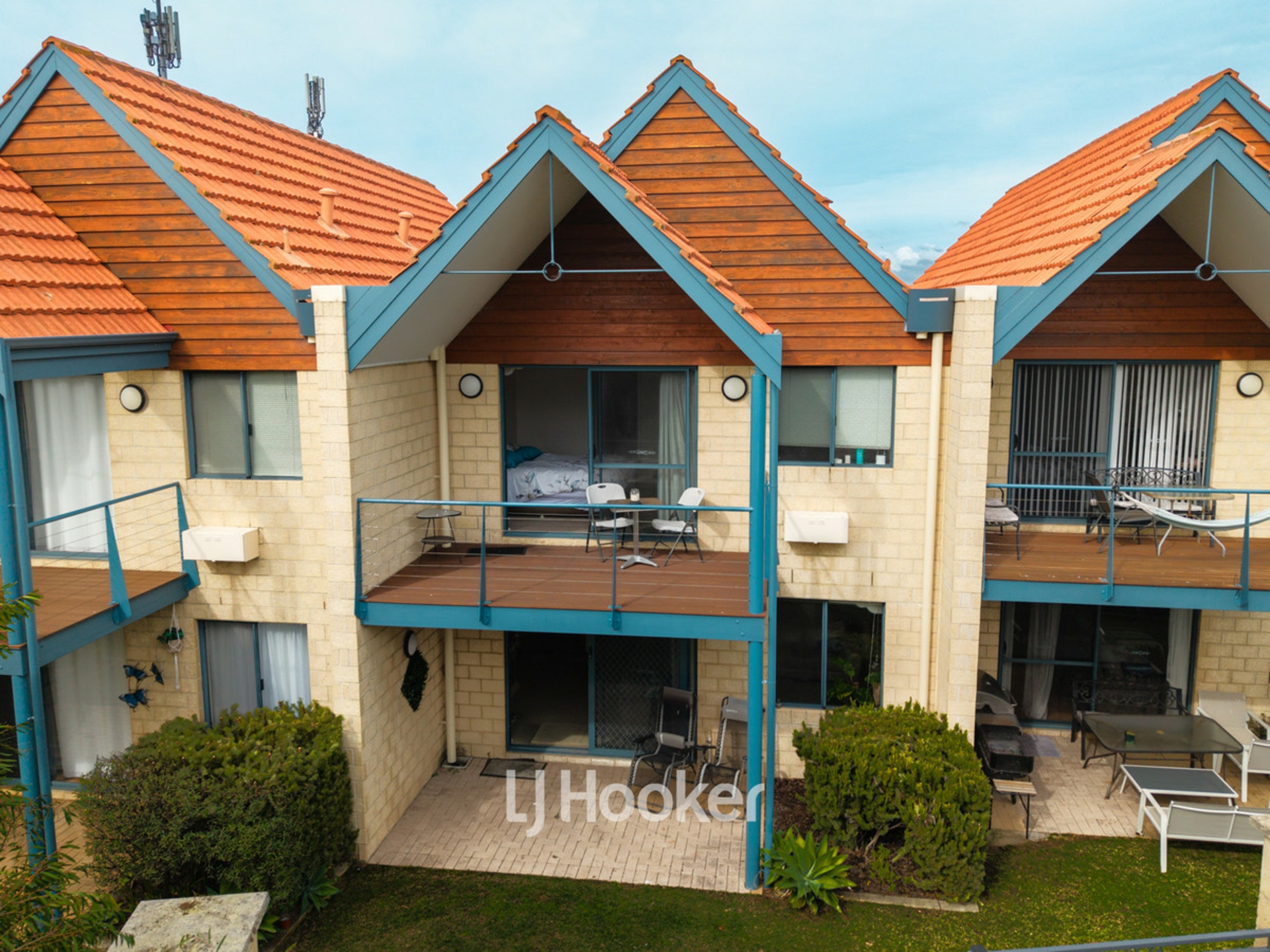 18/19-27 Spinnaker Boulevard — photo from LJ Hooker Property South West WA