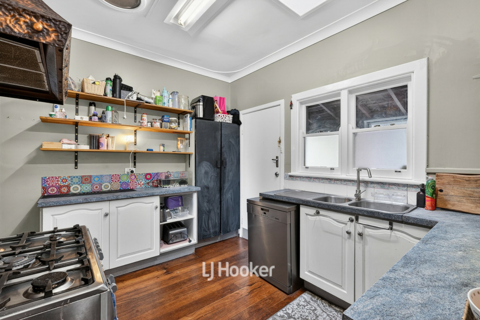14 Albert Road — photo 9 of 21