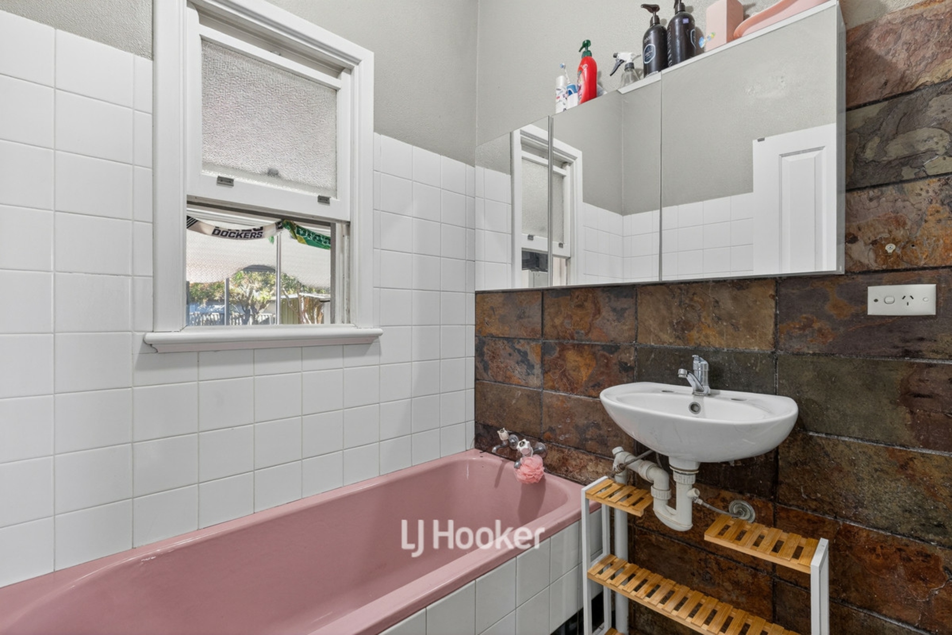 14 Albert Road — photo 13 of 21