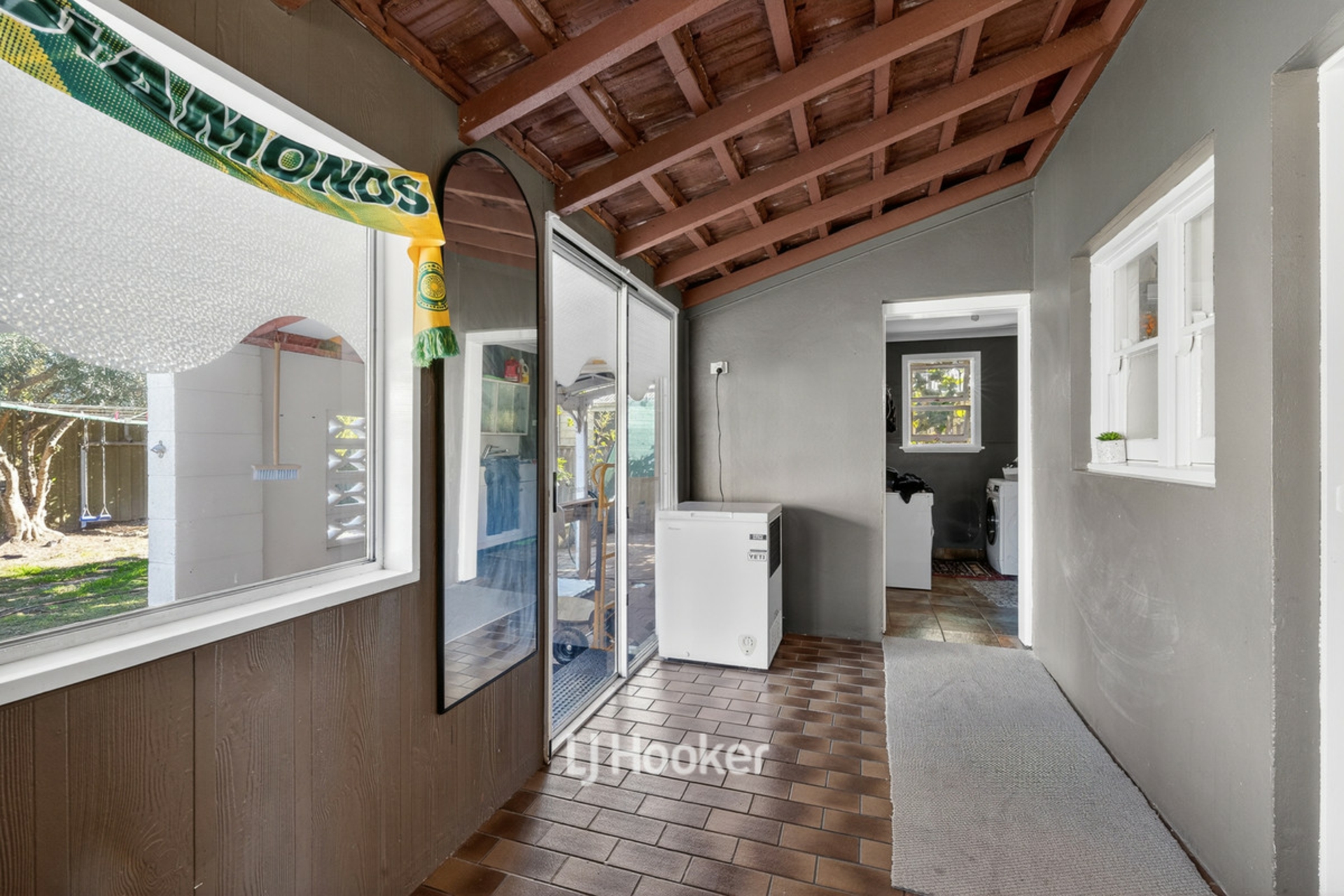 14 Albert Road — photo 15 of 21