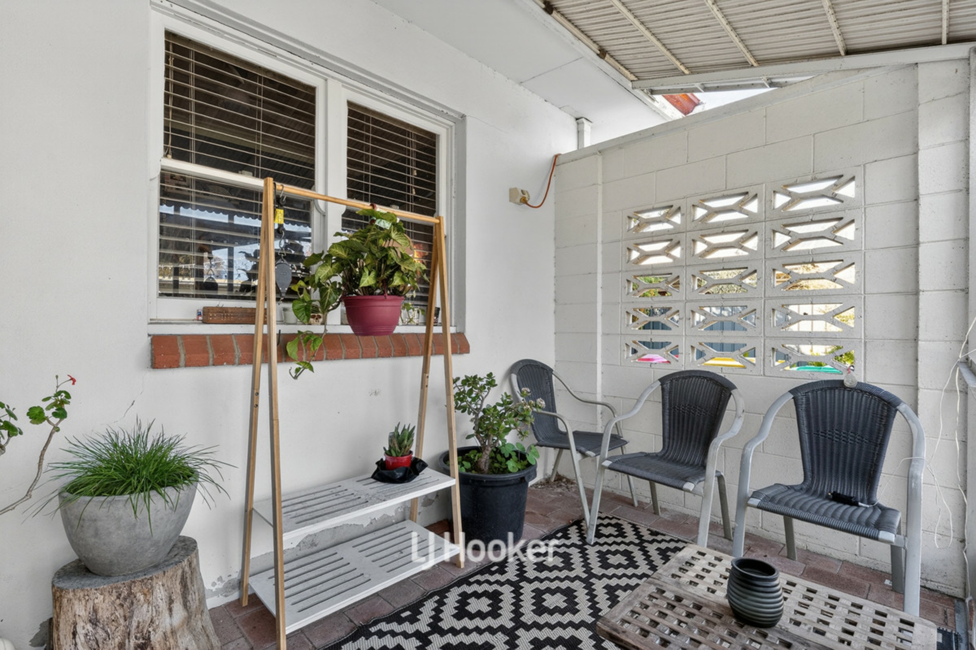 14 Albert Road — photo 16 of 21