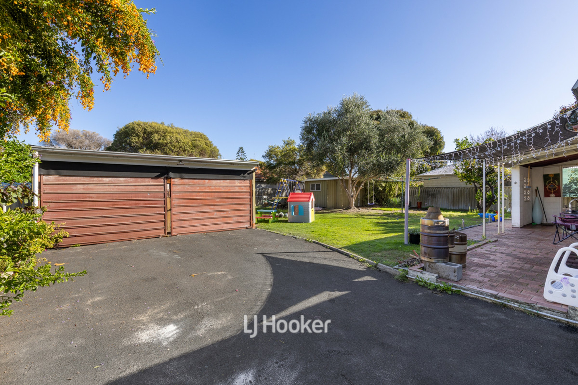 14 Albert Road — photo 20 of 21