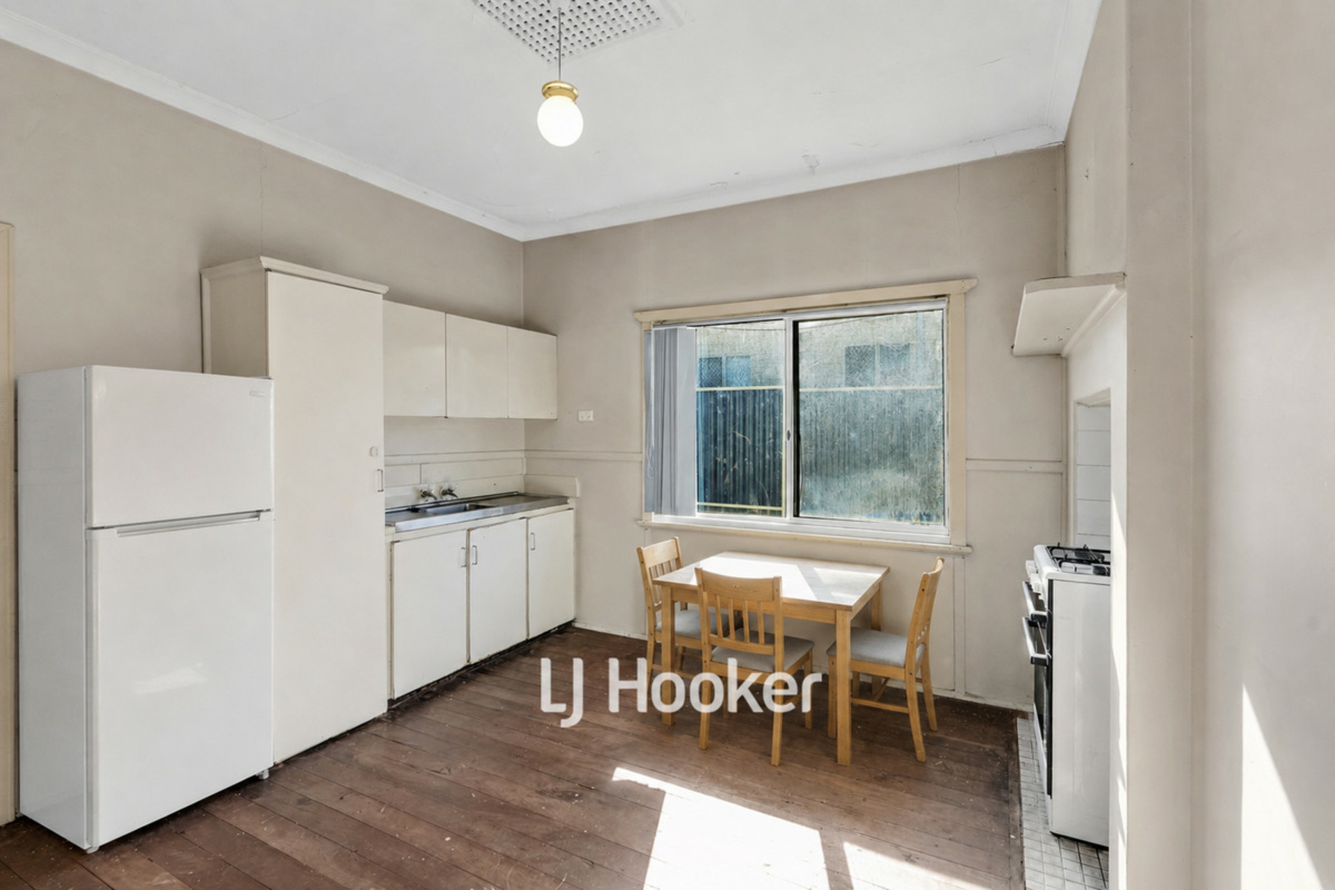 29 Moore Street — photo 3 of 24