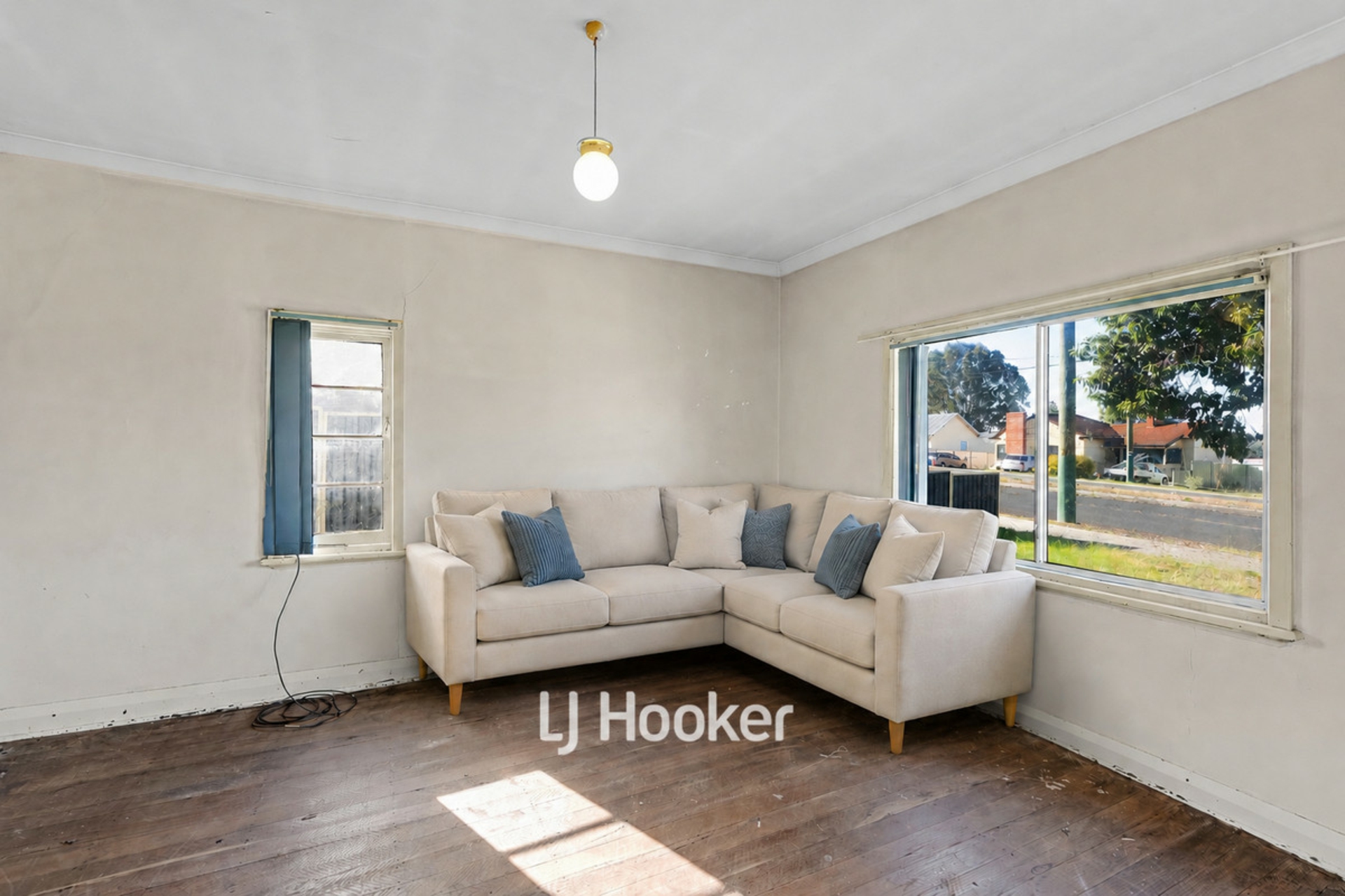 29 Moore Street — photo 4 of 24