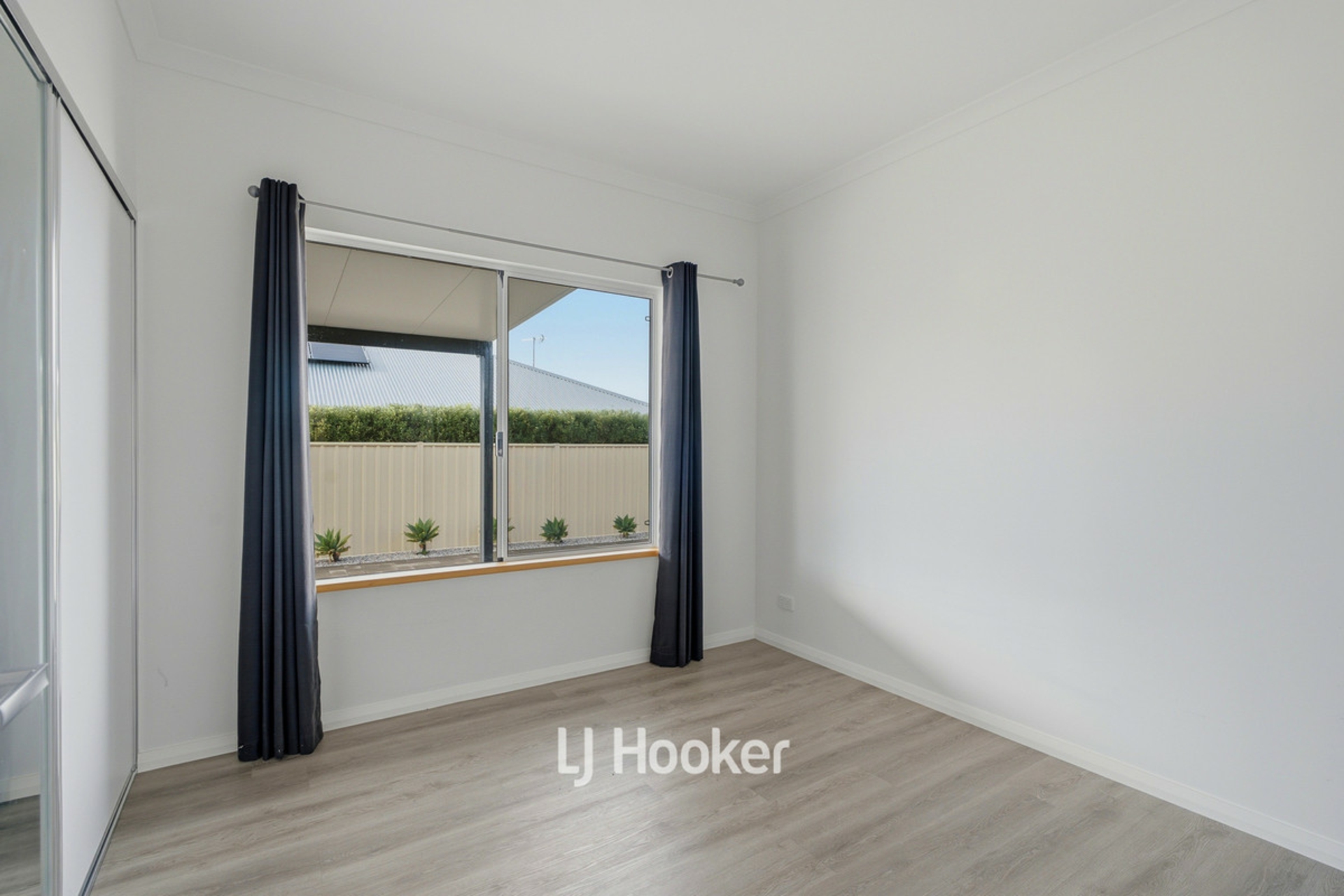 14 Waldorf Road — photo 21 of 29