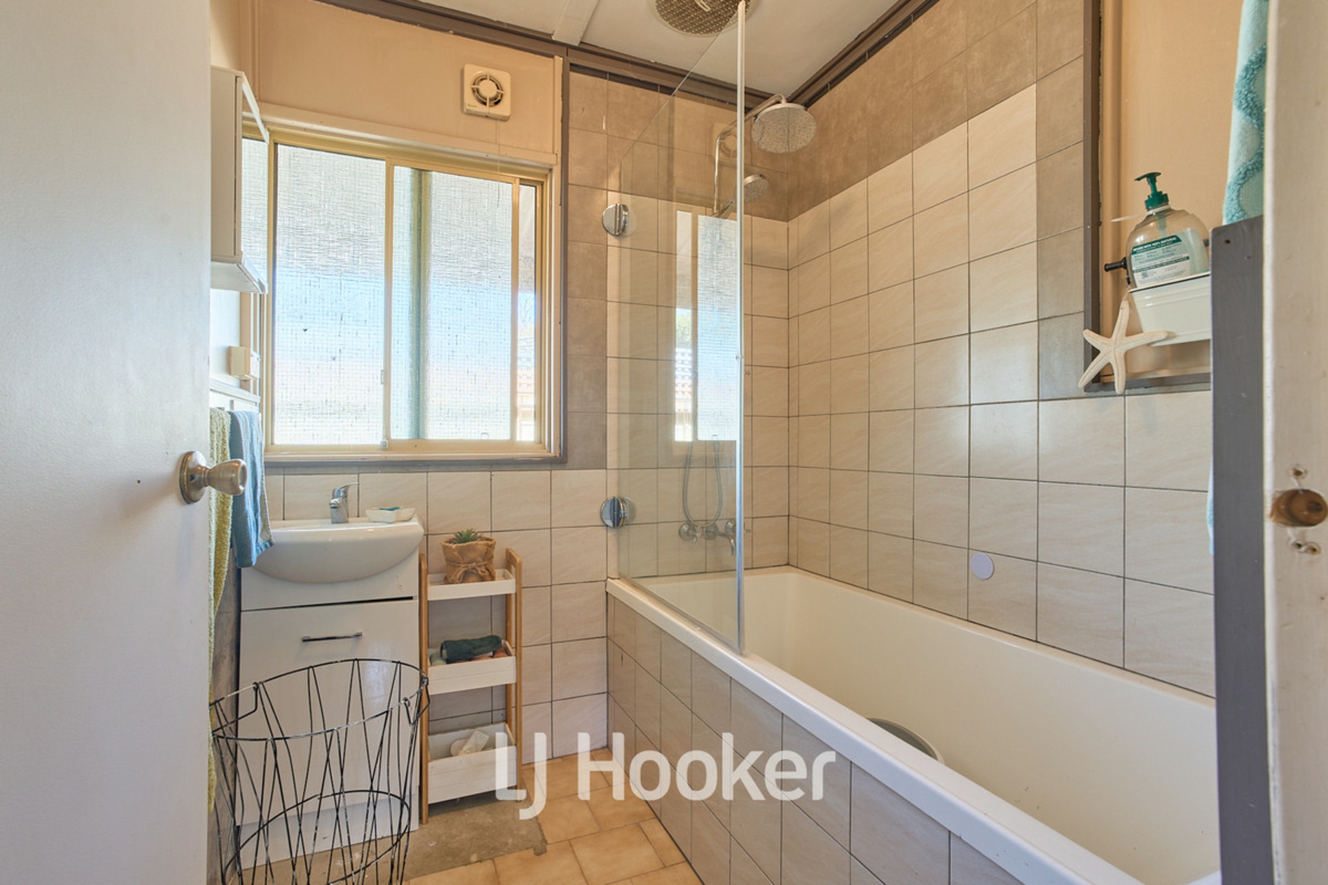 68 Avocet Boulevard — photo 11 of 22
