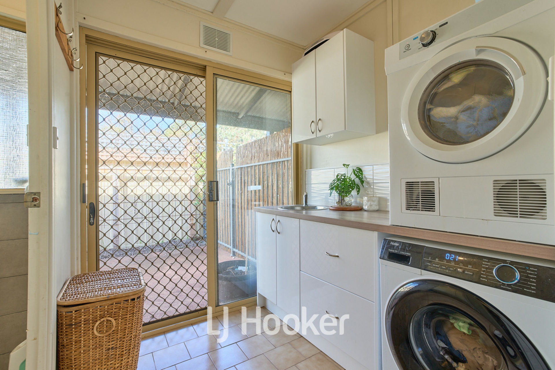 68 Avocet Boulevard — photo 13 of 22