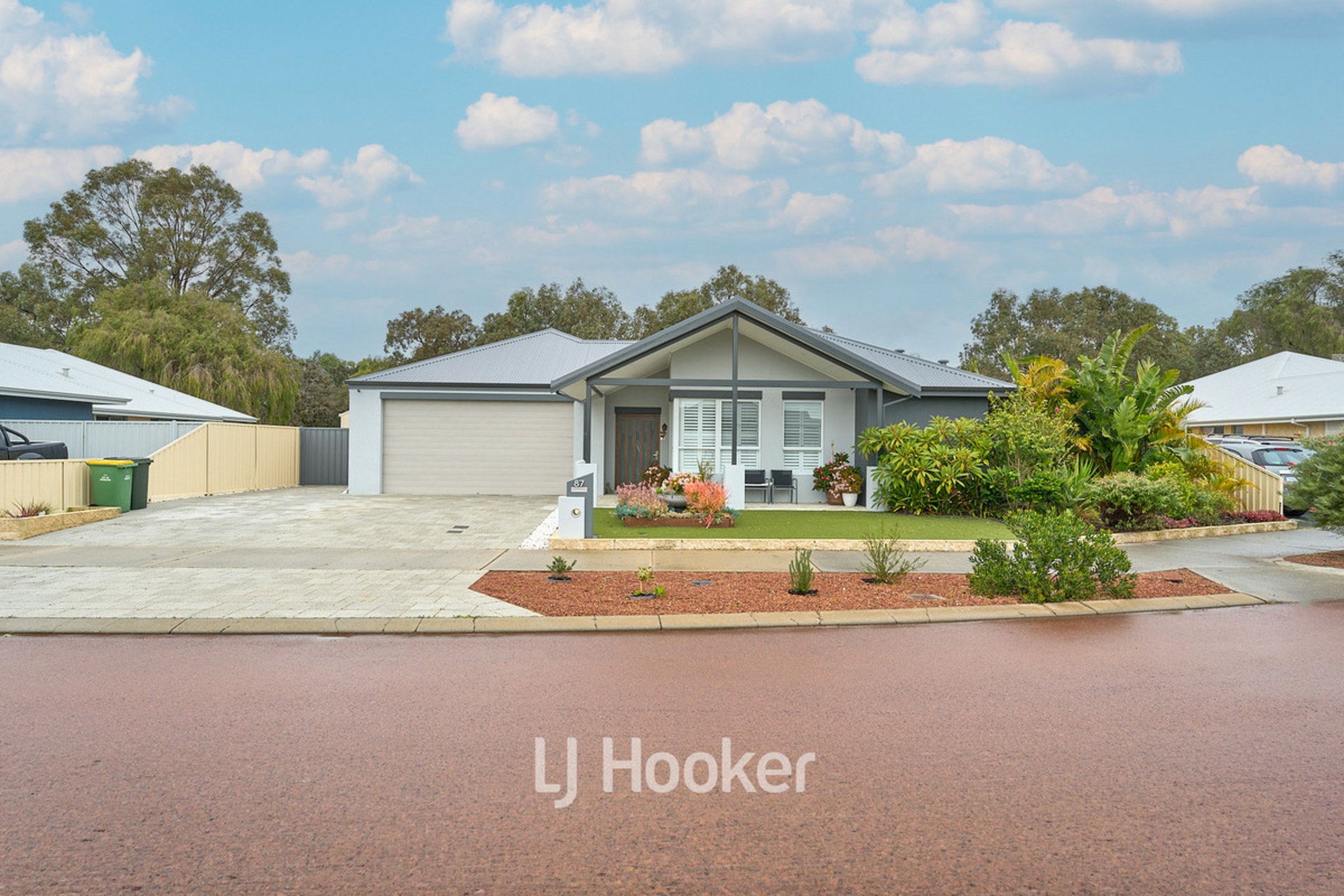 87 Switchback Parade — photo from LJ Hooker Property South West WA