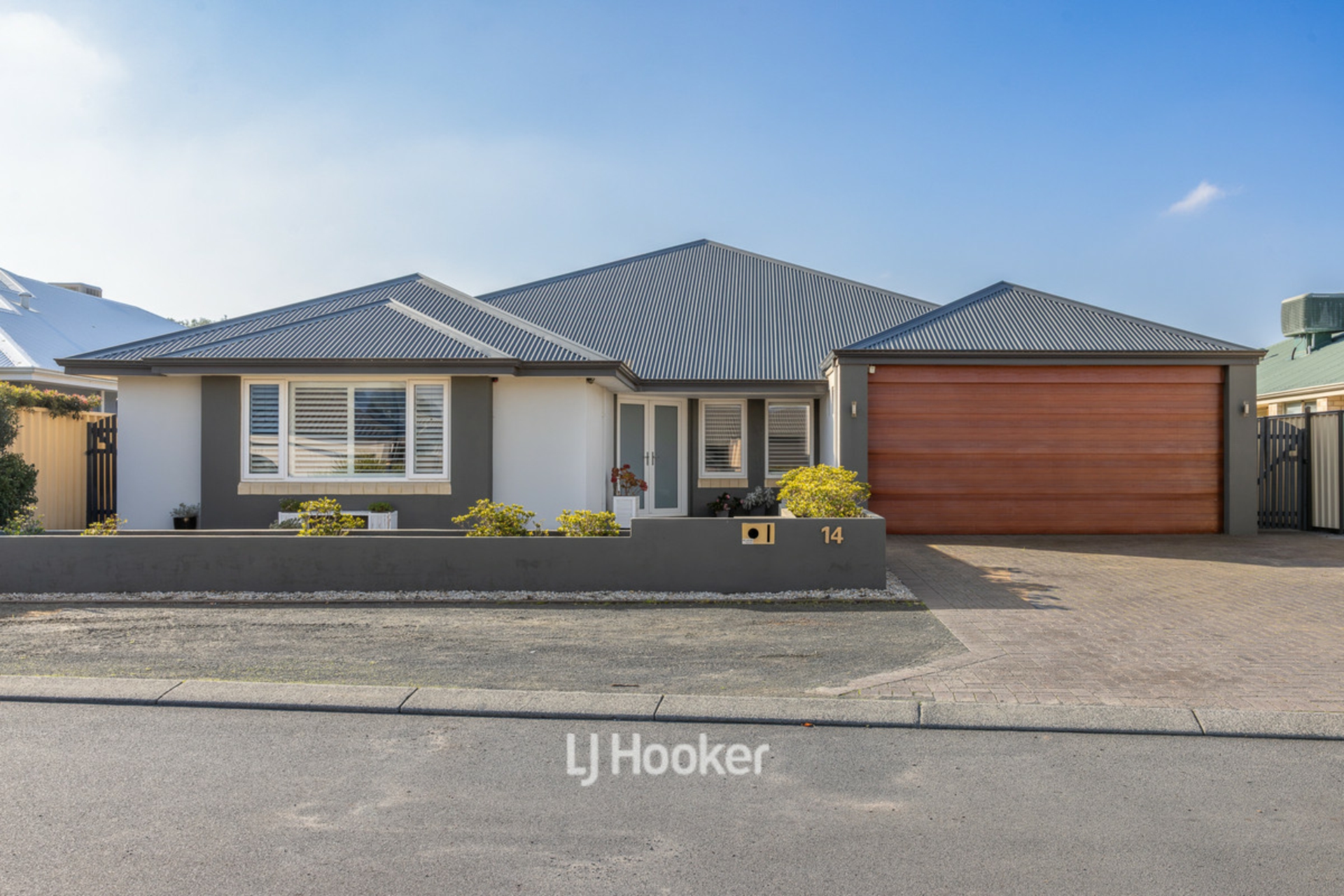 14 Claymore Loop — photo from LJ Hooker Property South West WA