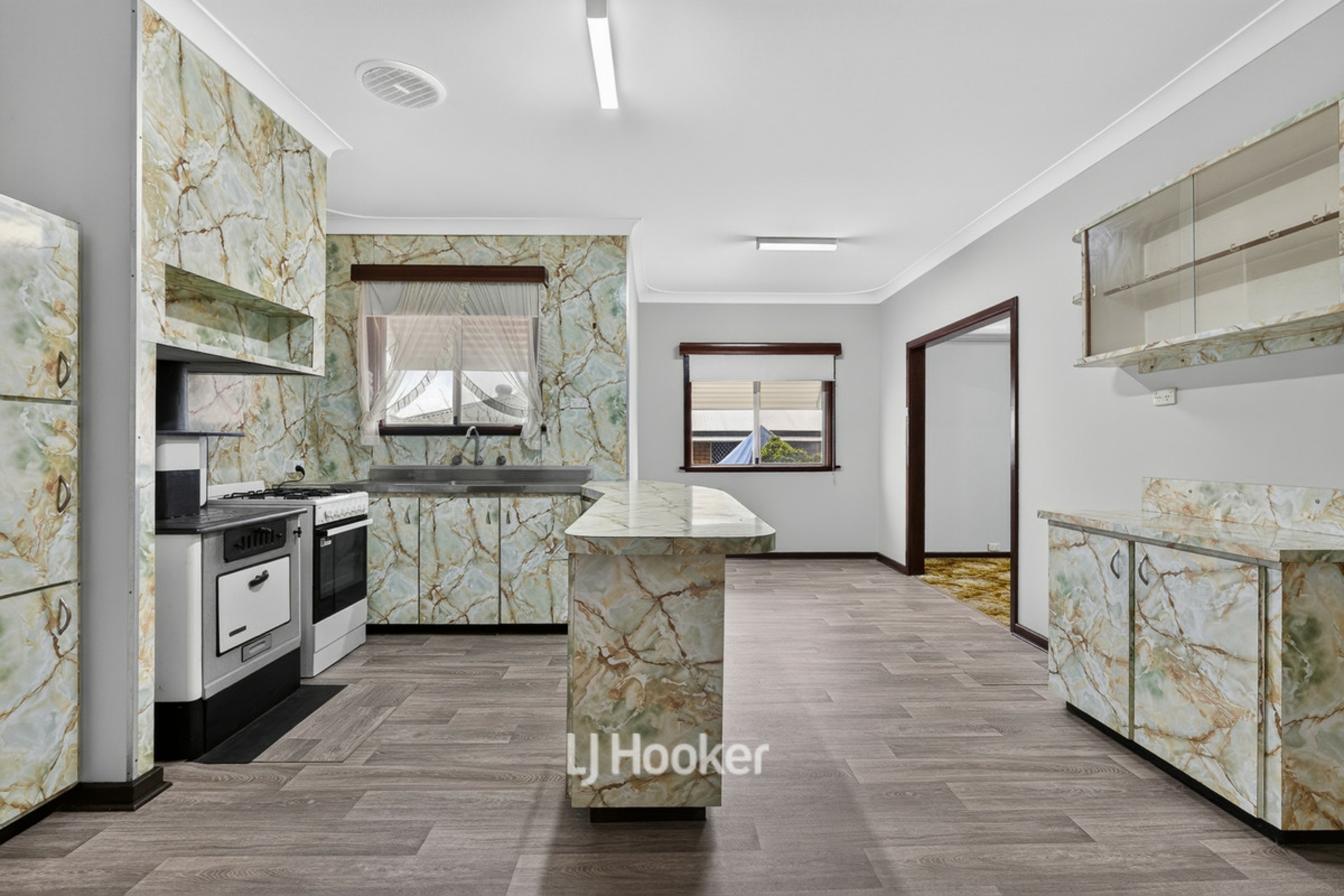 29 Wylam Road — photo from LJ Hooker Property South West WA