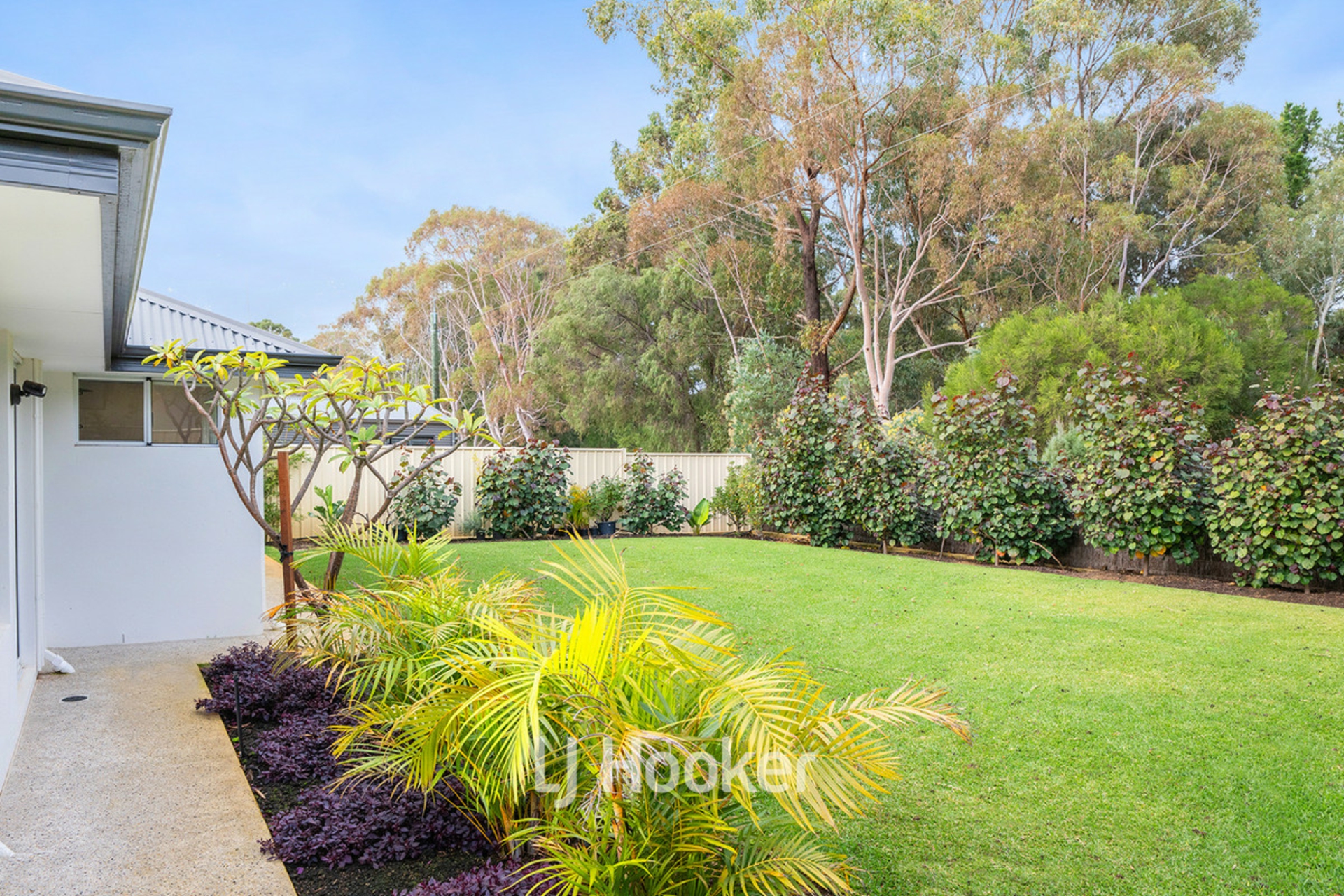 39 Alwoodley Tce — photo 19 of 25