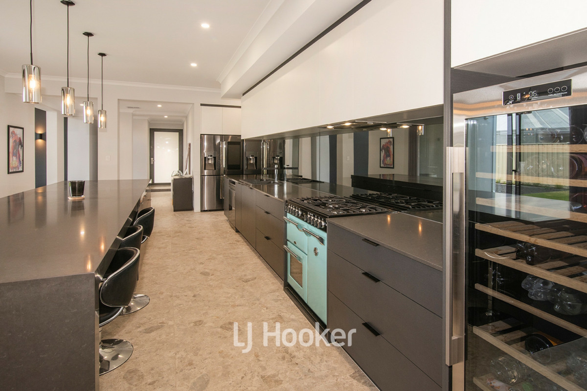 21 Alwoodley Terrace — photo 3 of 24