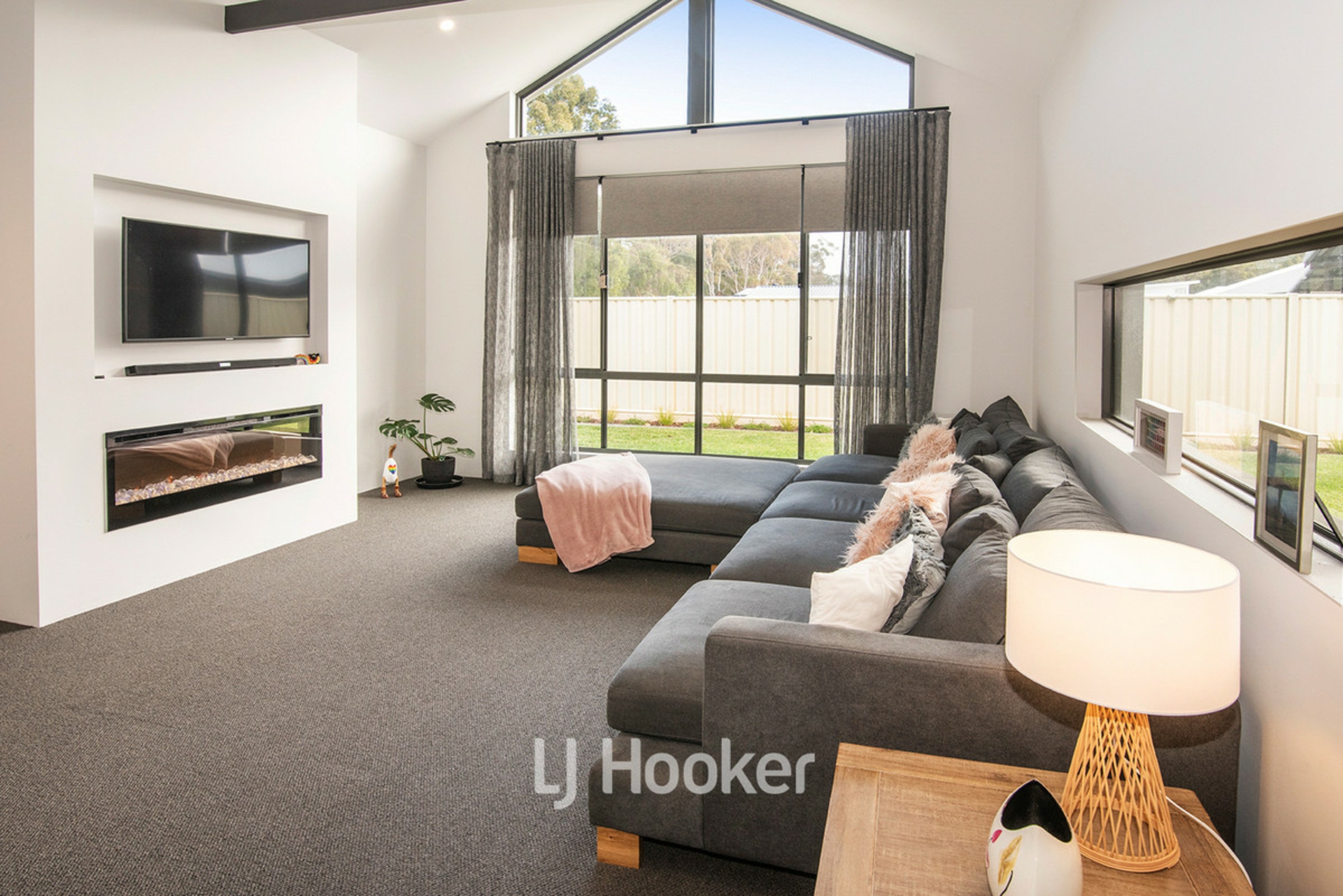 21 Alwoodley Terrace — photo 8 of 24