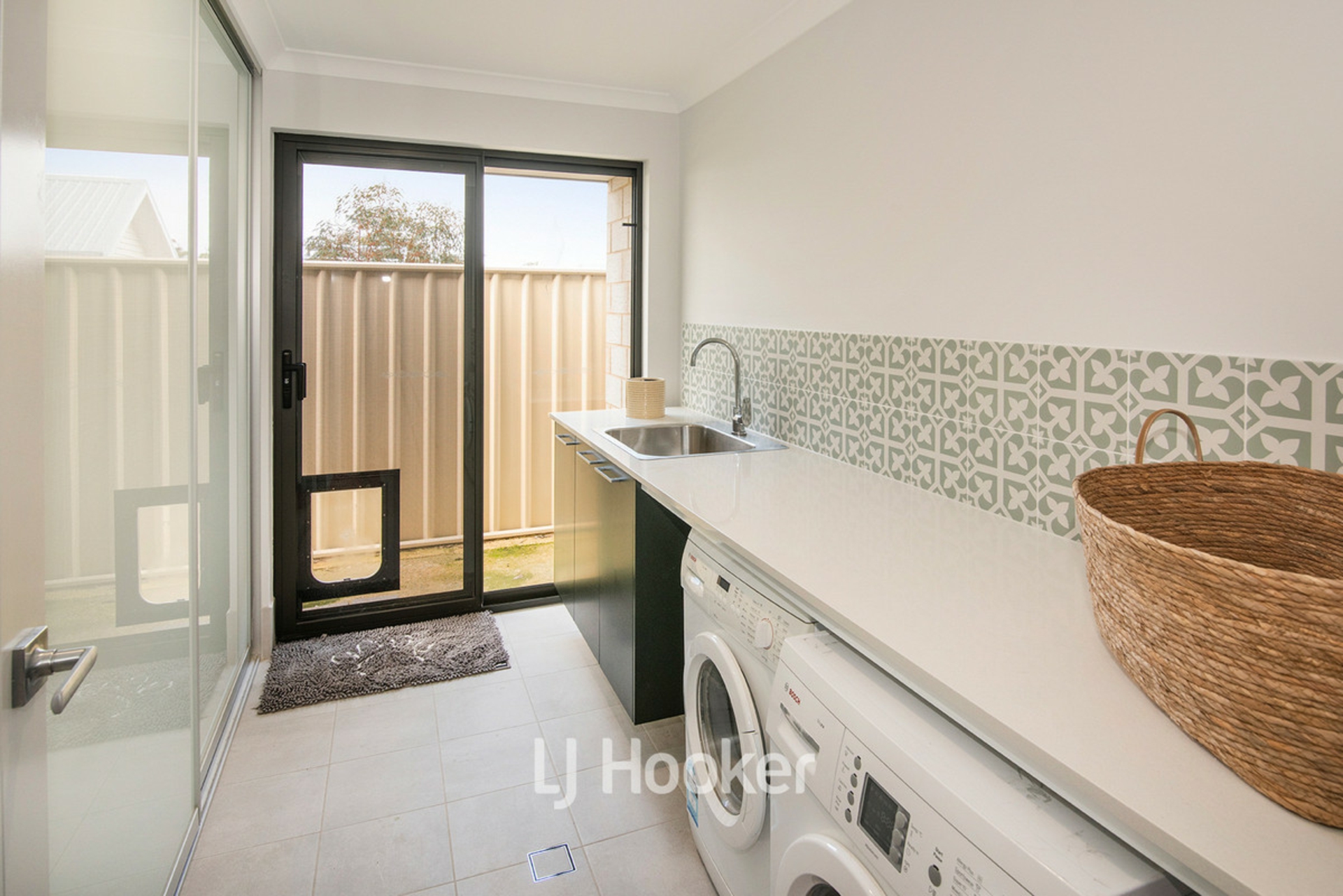 21 Alwoodley Terrace — photo 17 of 24
