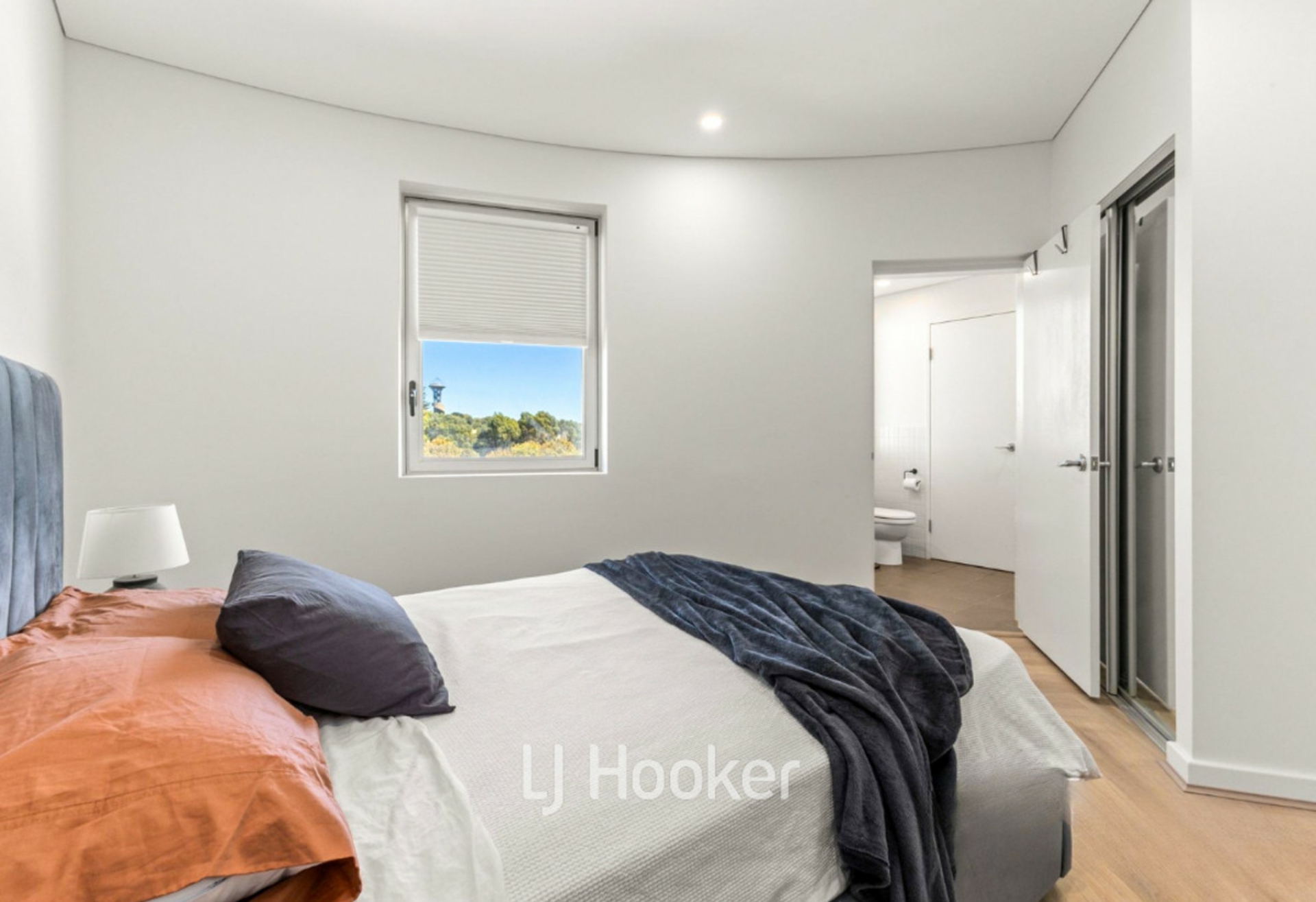 28/11 Casuarina Drive — photo 14 of 21
