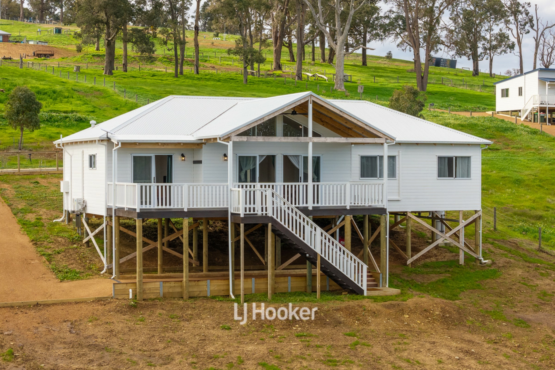 66 Livingstone Heights — photo from LJ Hooker Property South West WA