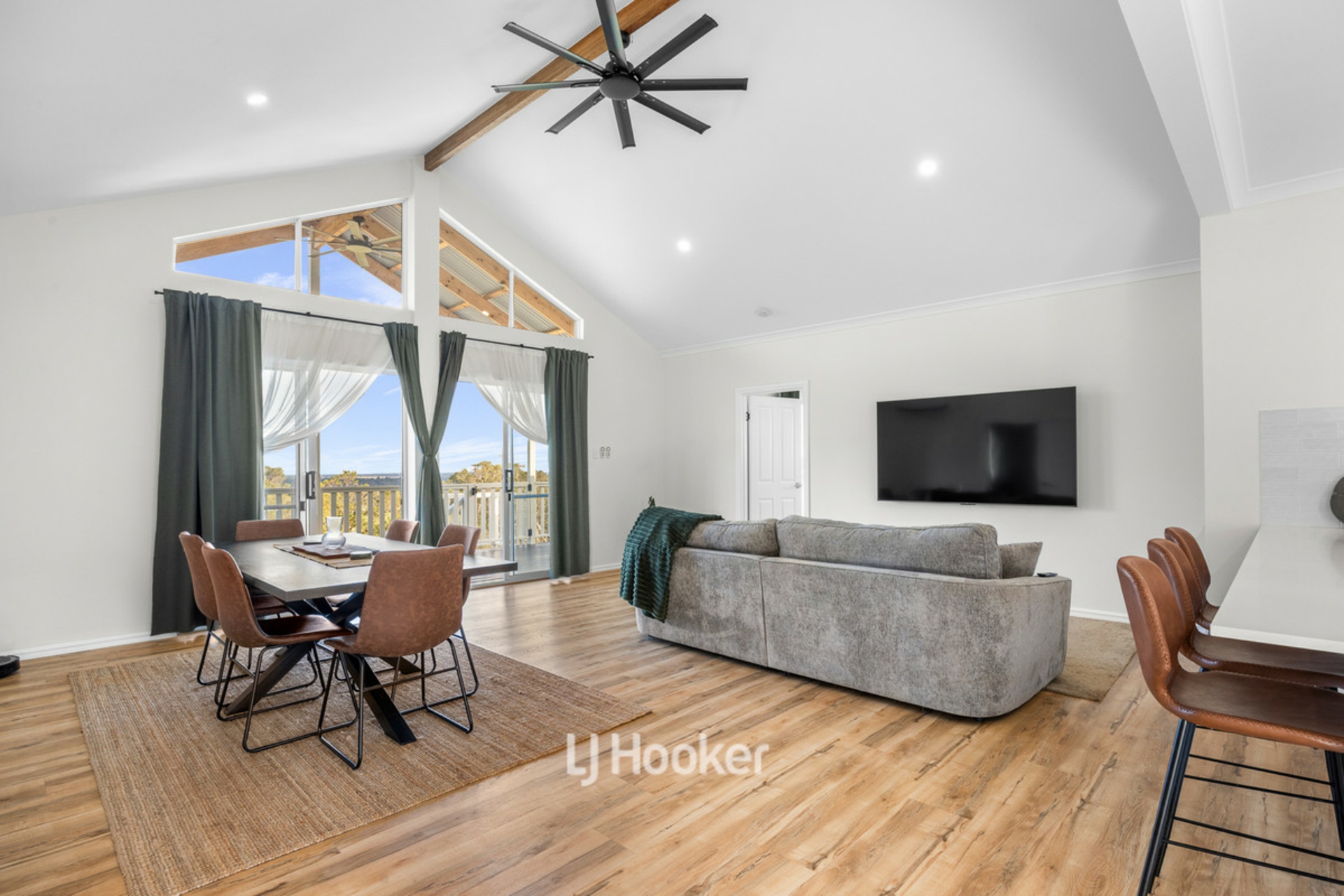 66 Livingstone Heights — photo 9 of 30