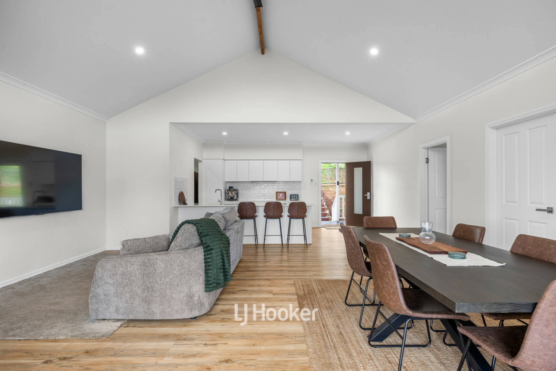66 Livingstone Heights — photo 16 of 30