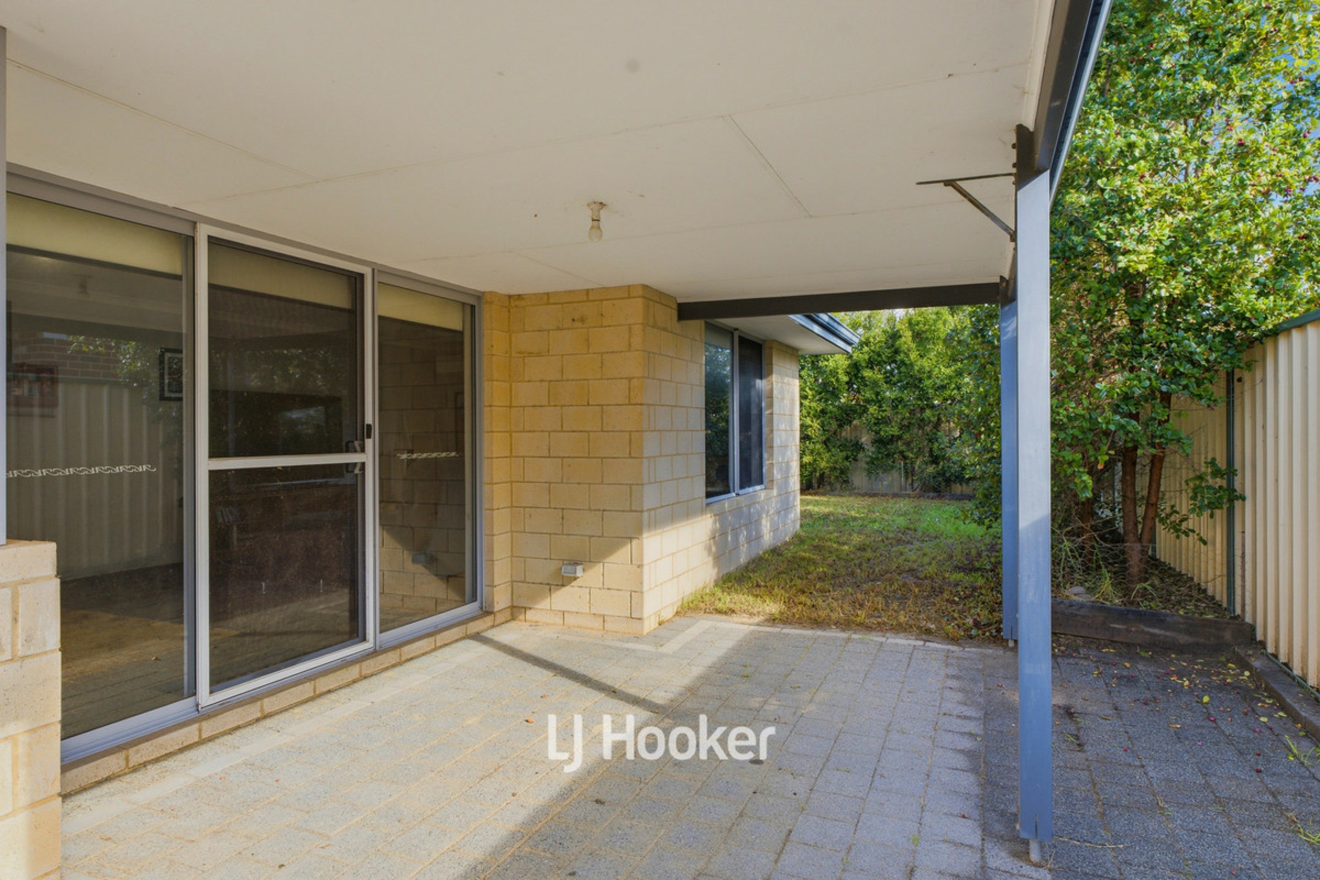 14 Tweed Street — photo 13 of 20