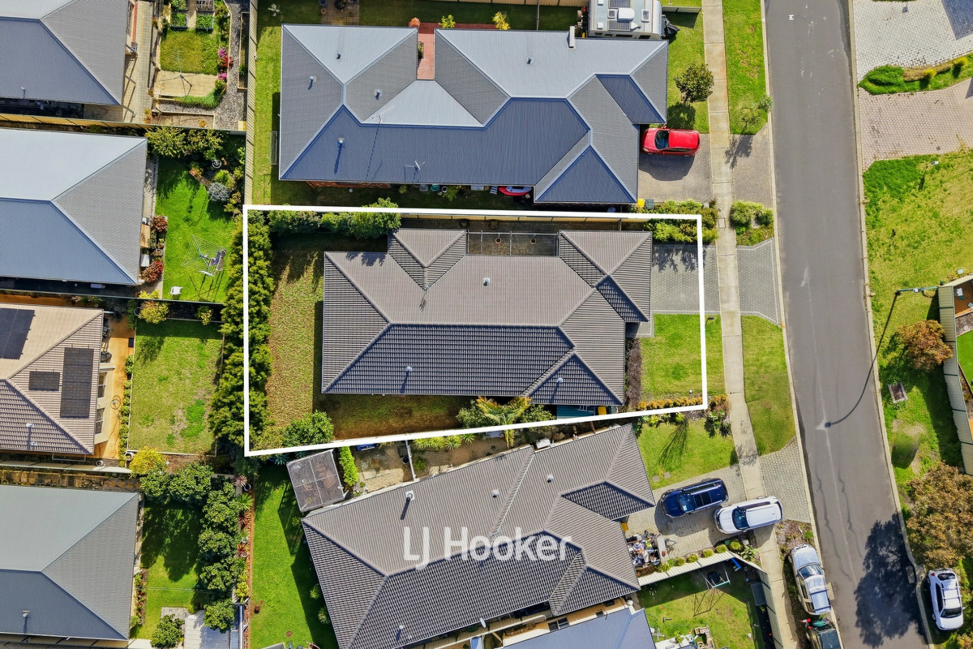 14 Tweed Street — photo 20 of 20