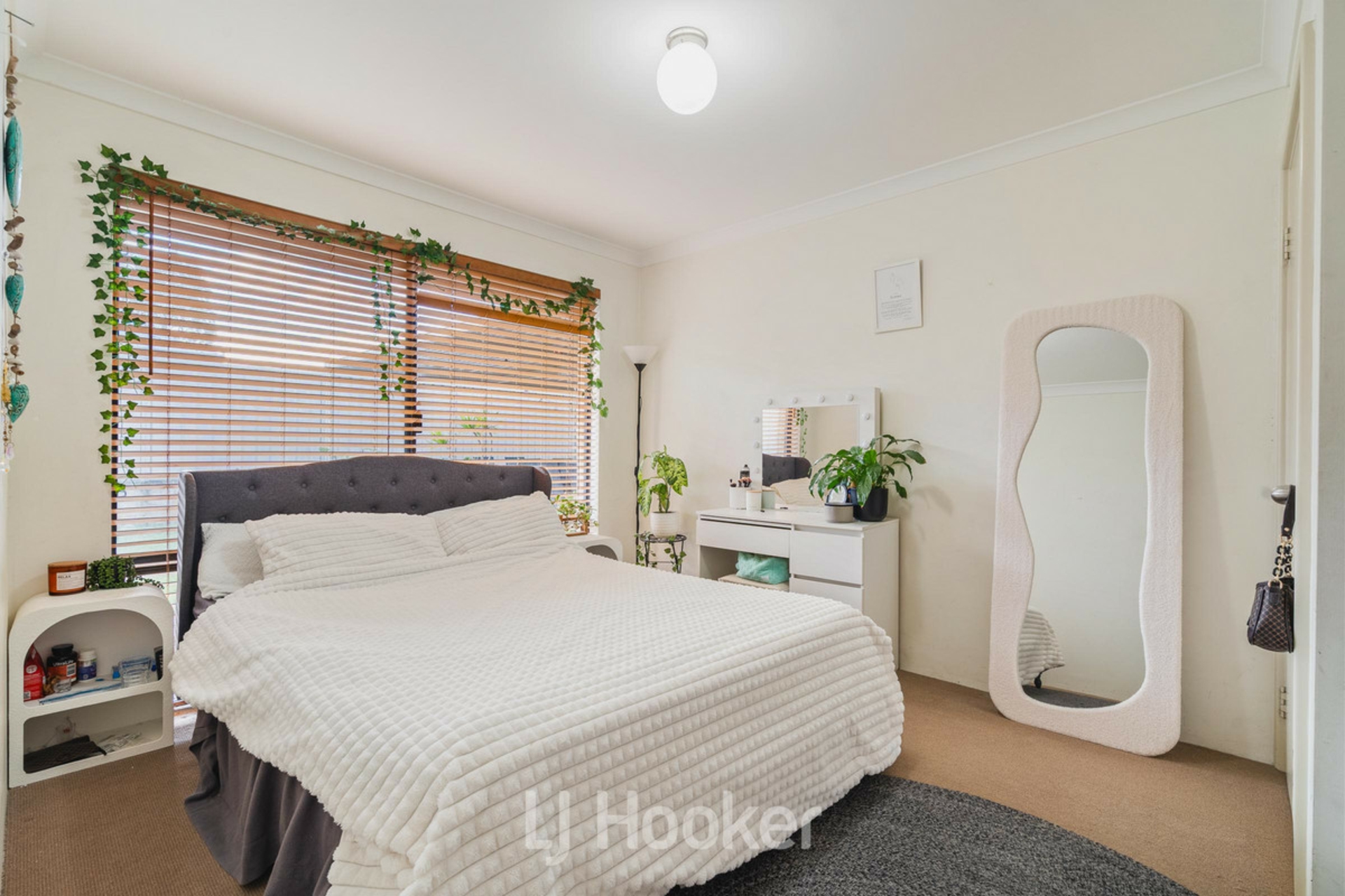 10 Prestwick Road — photo 16 of 25