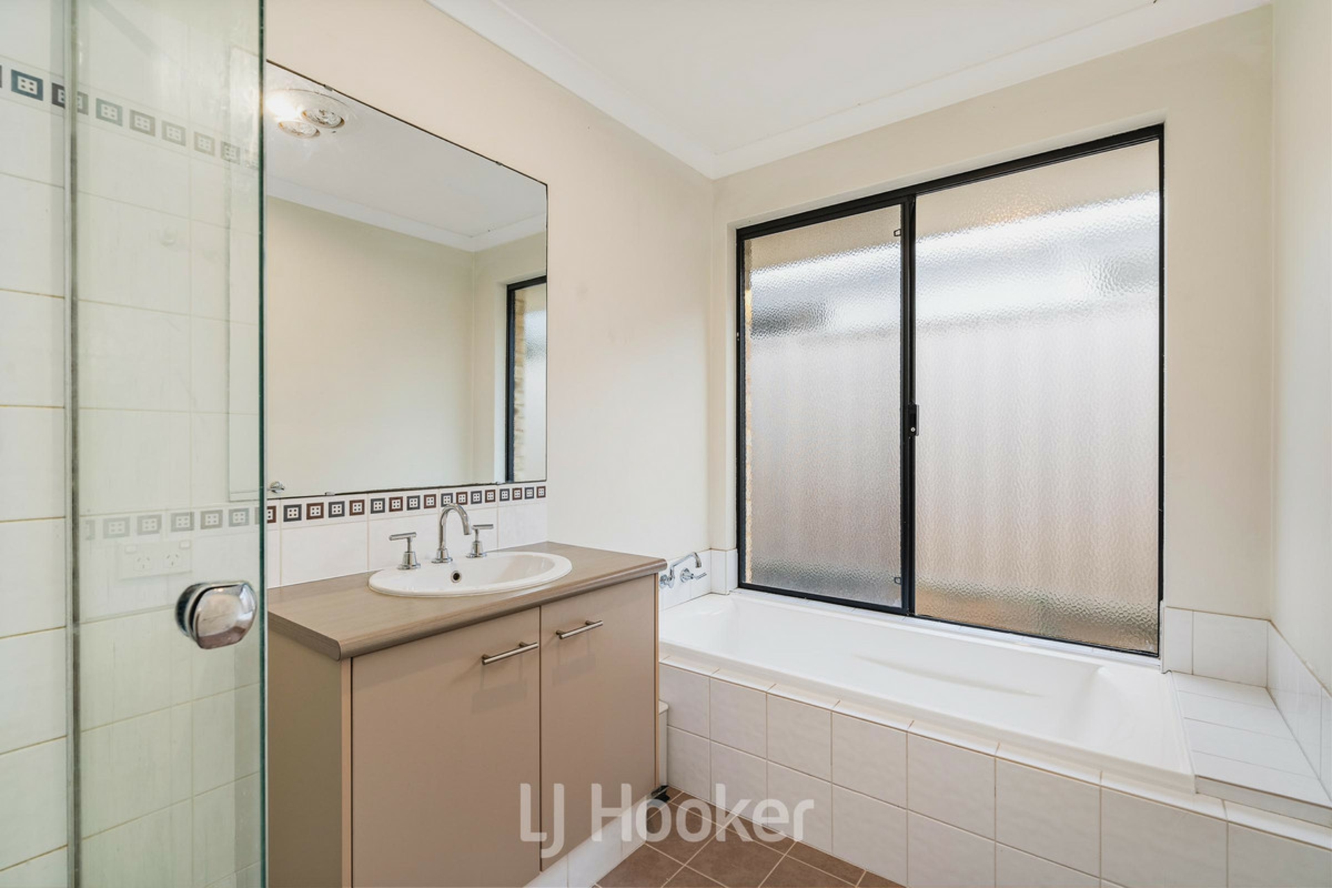 10 Prestwick Road — photo 18 of 25