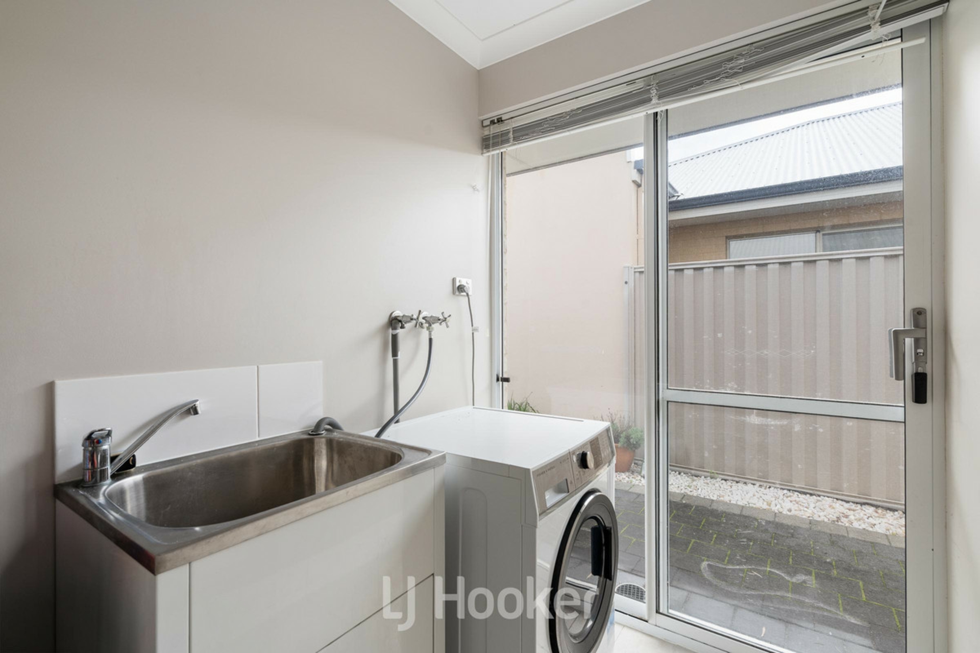 1 Veal Lane — photo 12 of 20