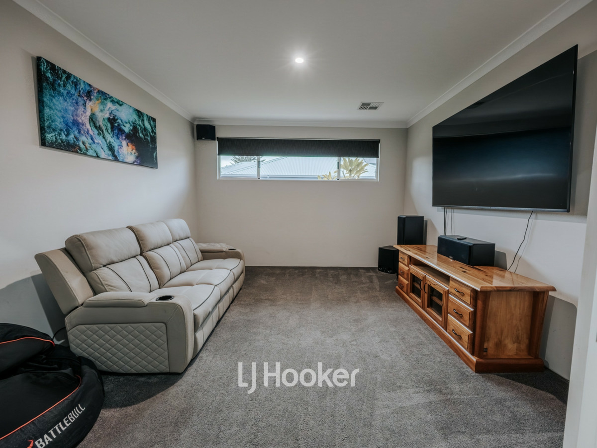 8 Henry Willmott Drive — photo 6 of 23