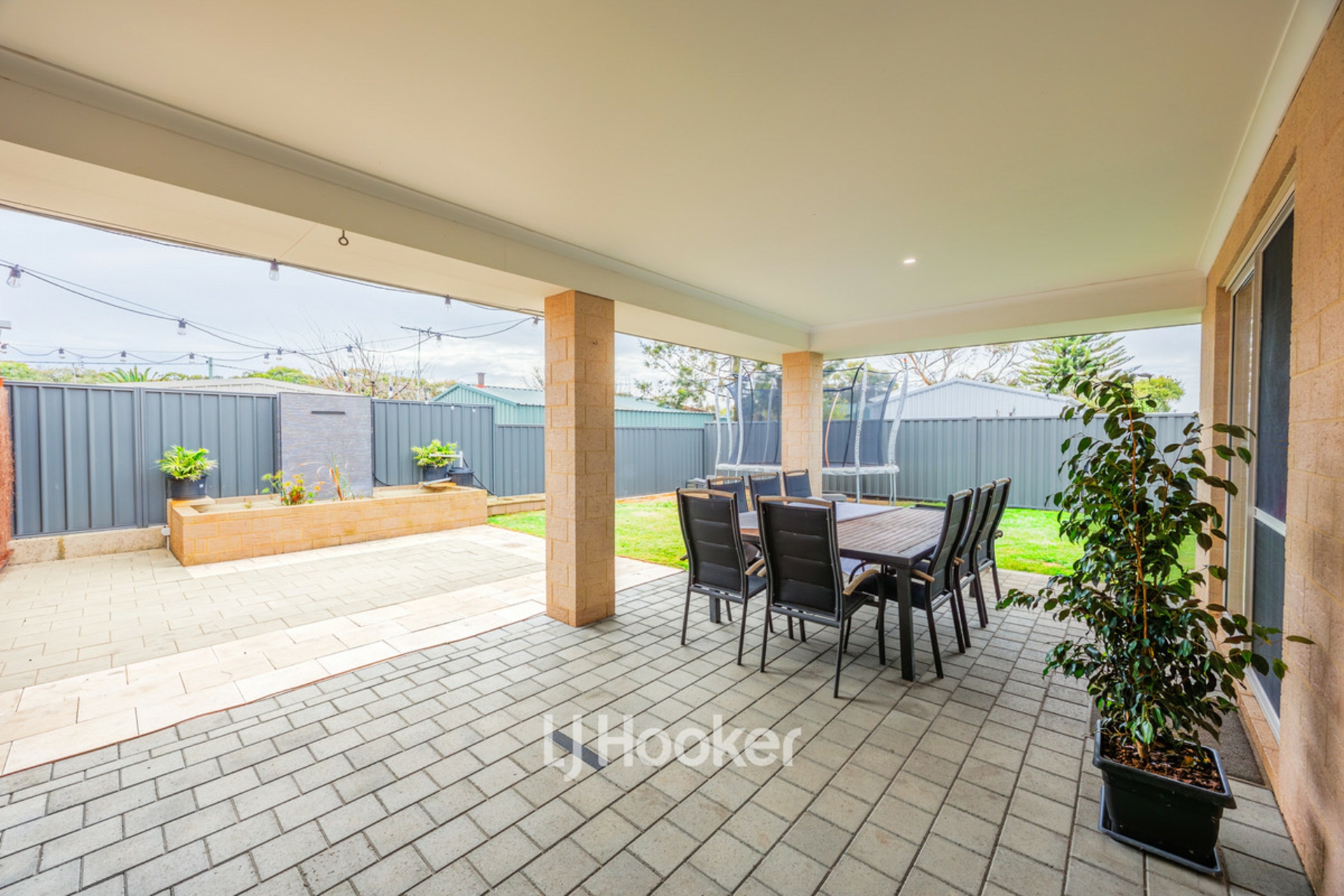 8 Henry Willmott Drive — photo 15 of 23