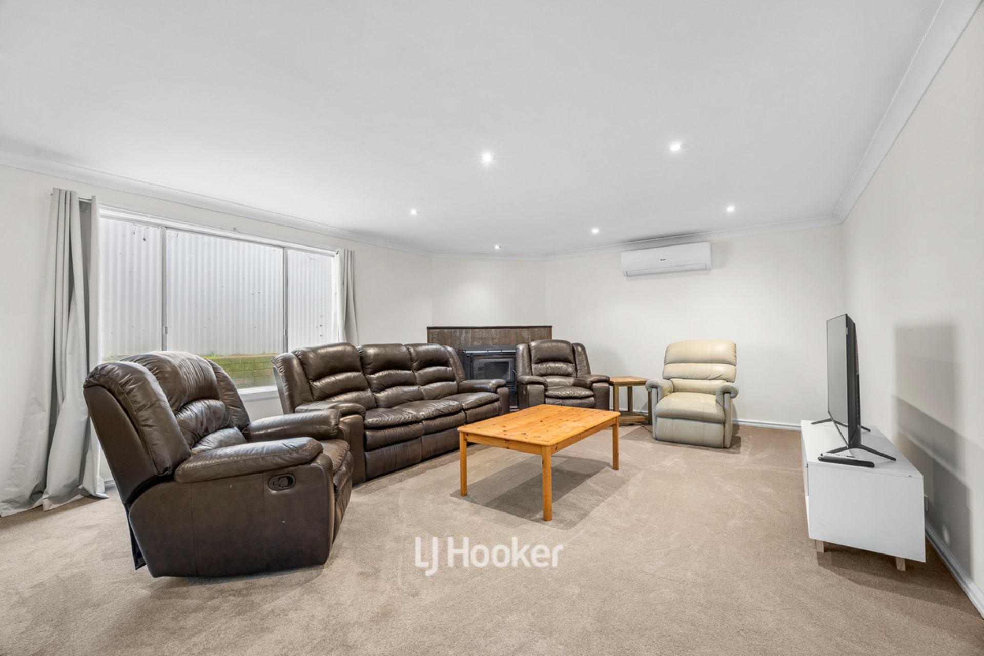 58 Hutton Street — photo from LJ Hooker Property South West WA