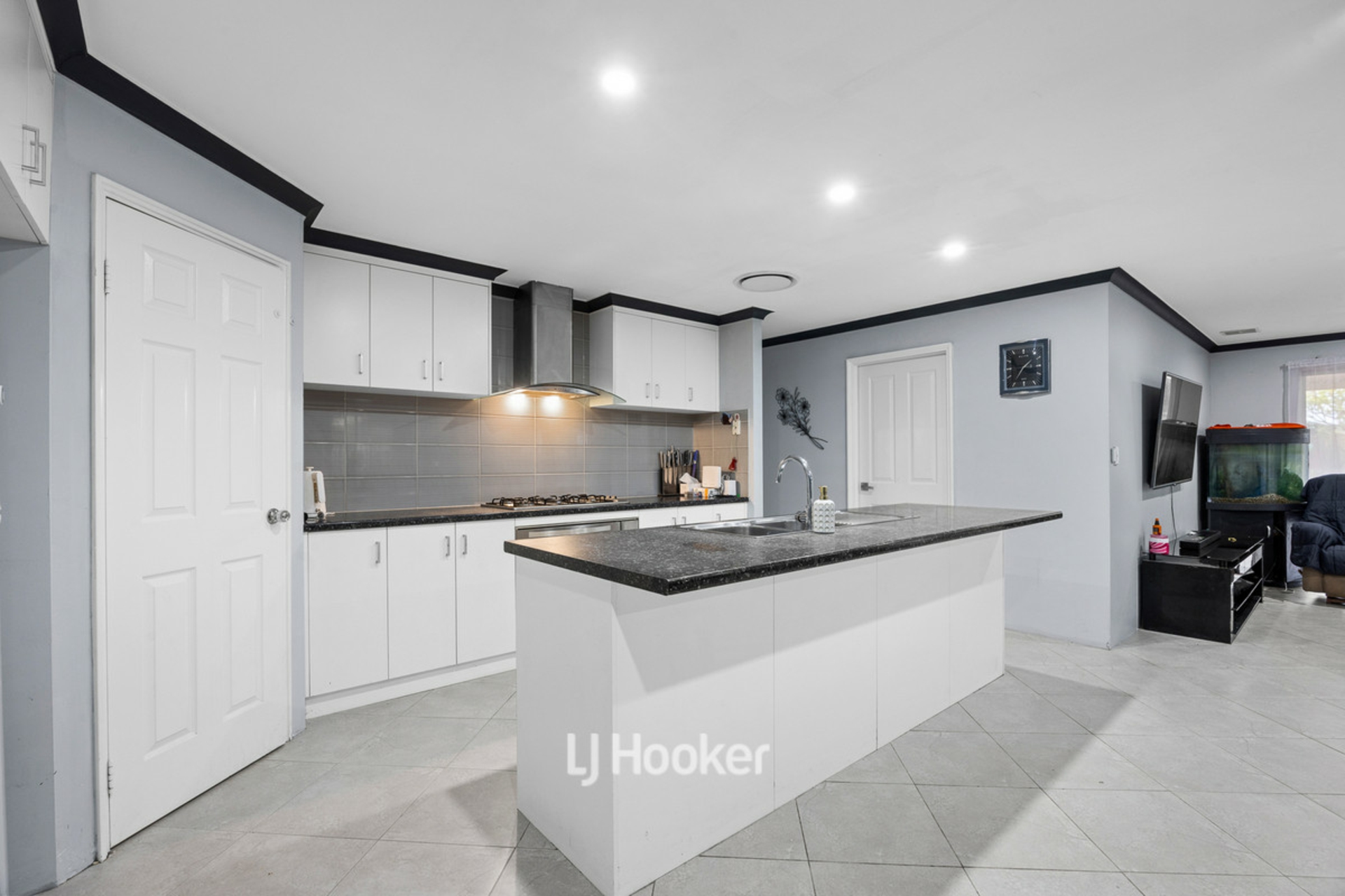 29A Cleveland Bay Avenue — photo 5 of 24