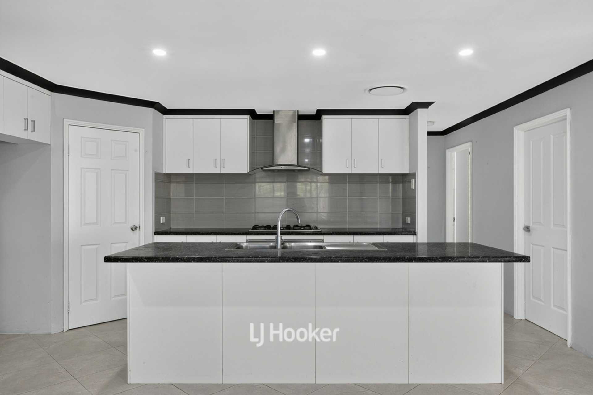 29A Cleveland Bay Avenue — photo 6 of 24