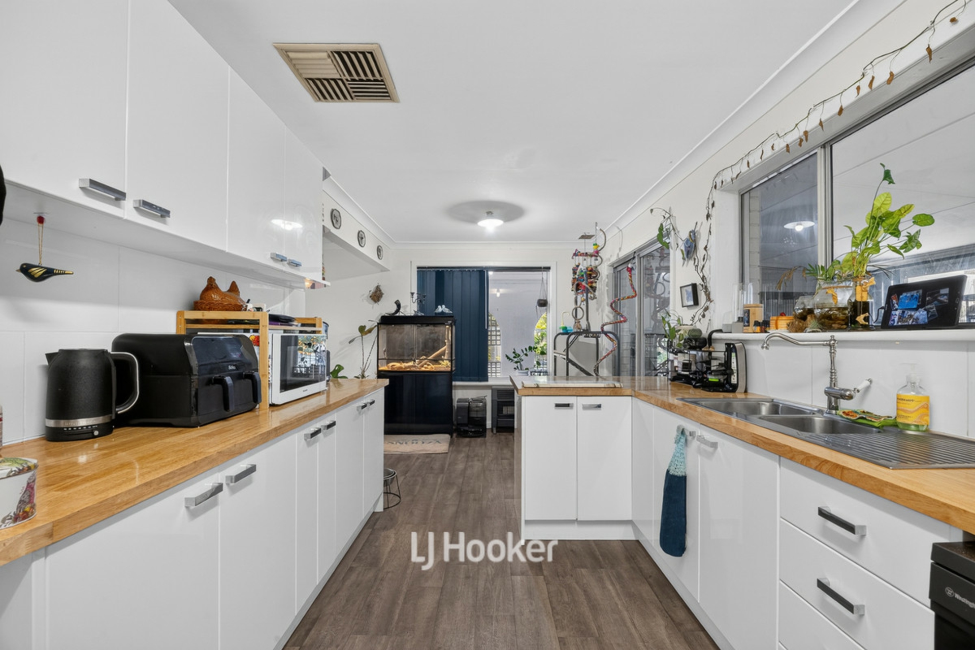 1 Beverley Place — photo 6 of 22