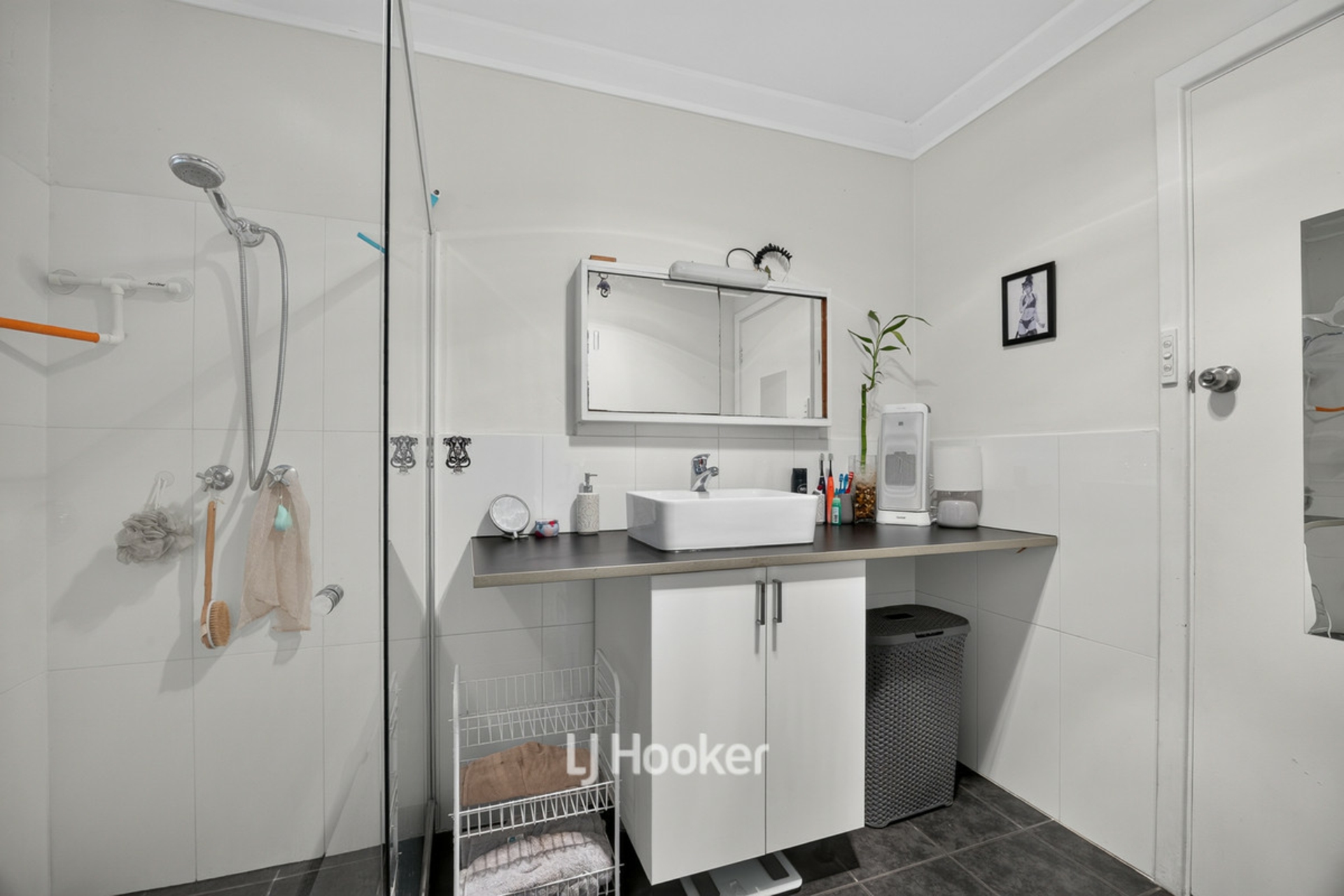 1 Beverley Place — photo 11 of 22