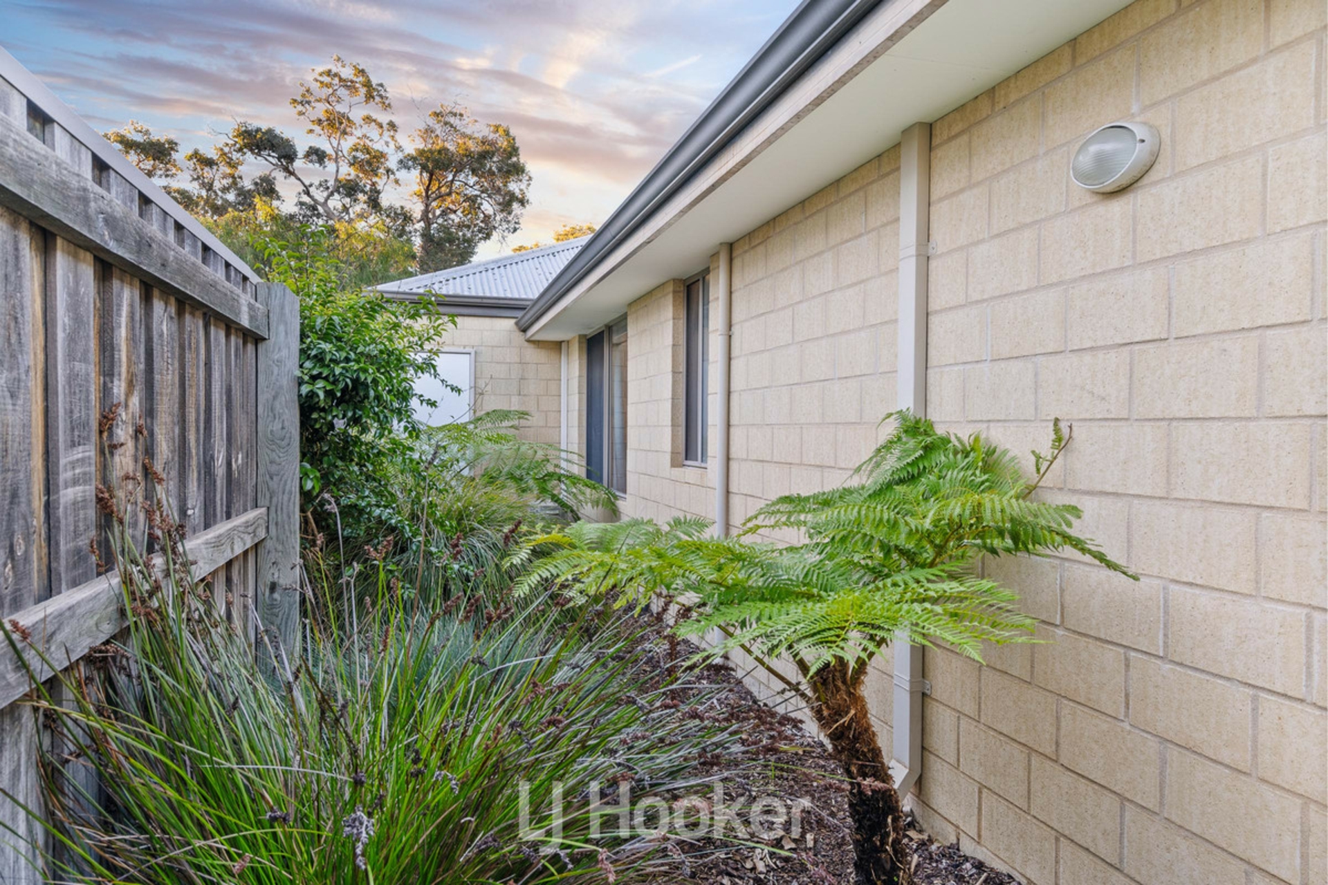 12 Martingale Drive — photo 18 of 26