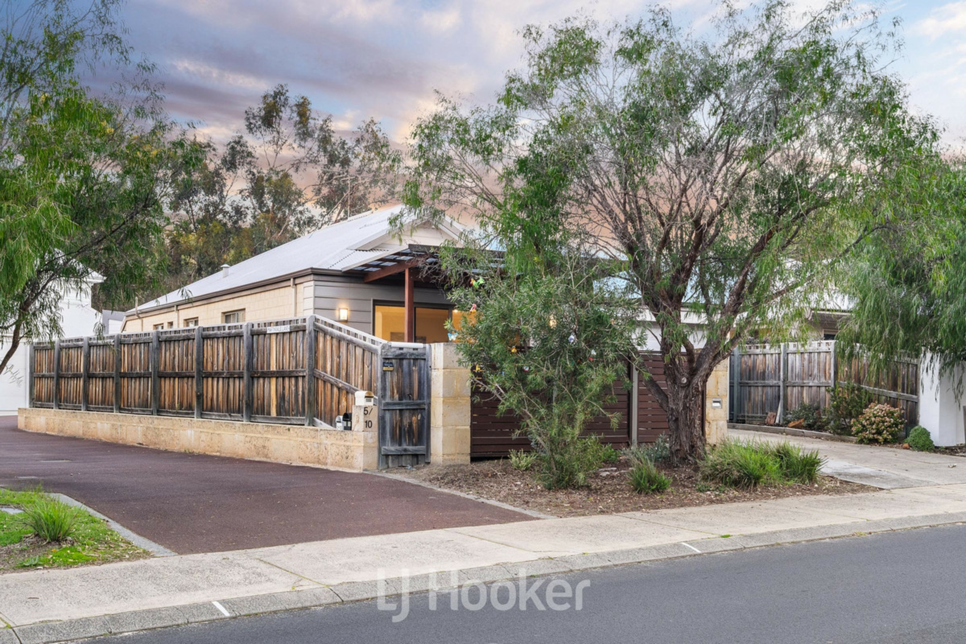 12 Martingale Drive — photo 21 of 26