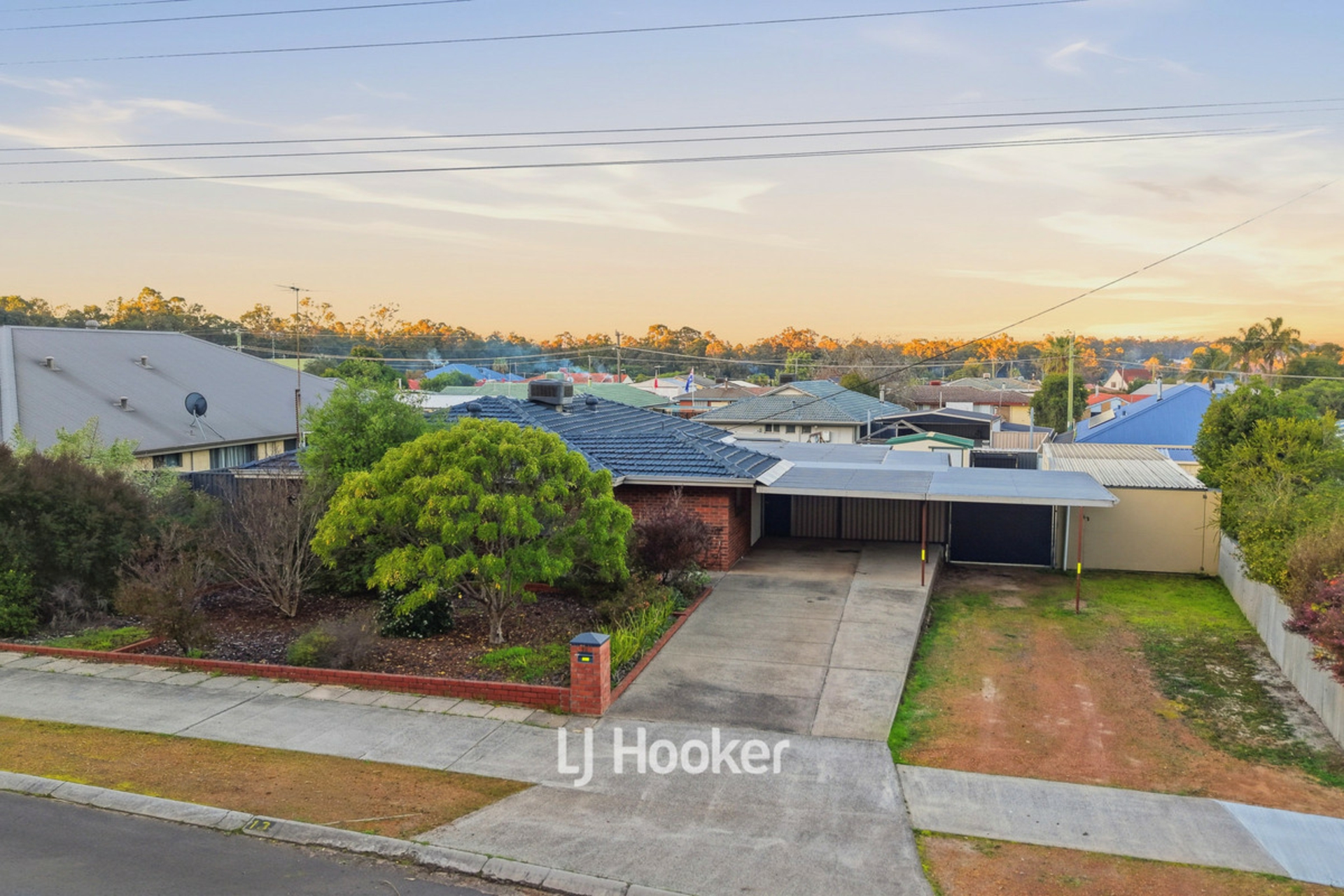 13 Harris River Road — photo 4 of 30