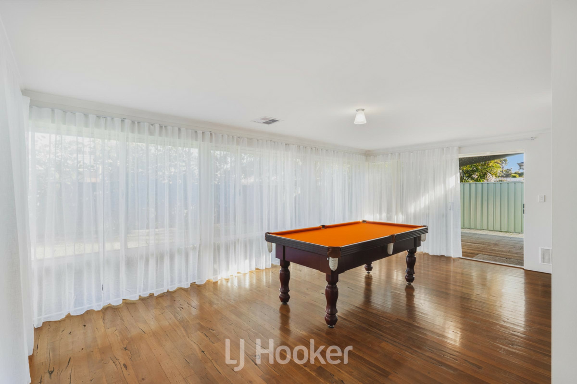 12 Egan Crescent — photo 7 of 25