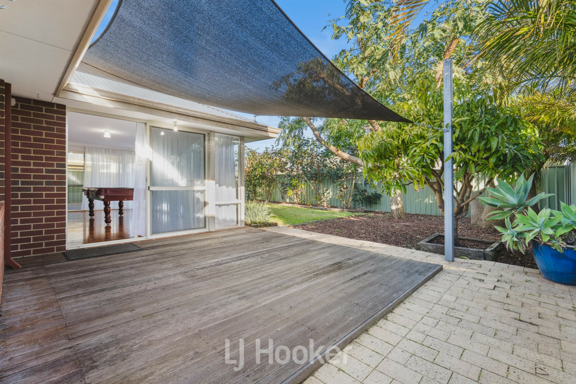12 Egan Crescent — photo 17 of 25