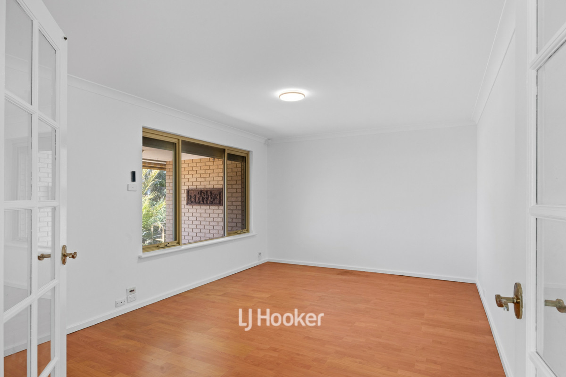 3 Stanbury Crescent — photo 13 of 30