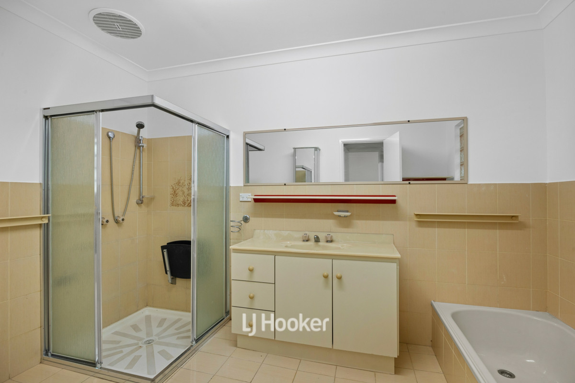 3 Stanbury Crescent — photo 21 of 30